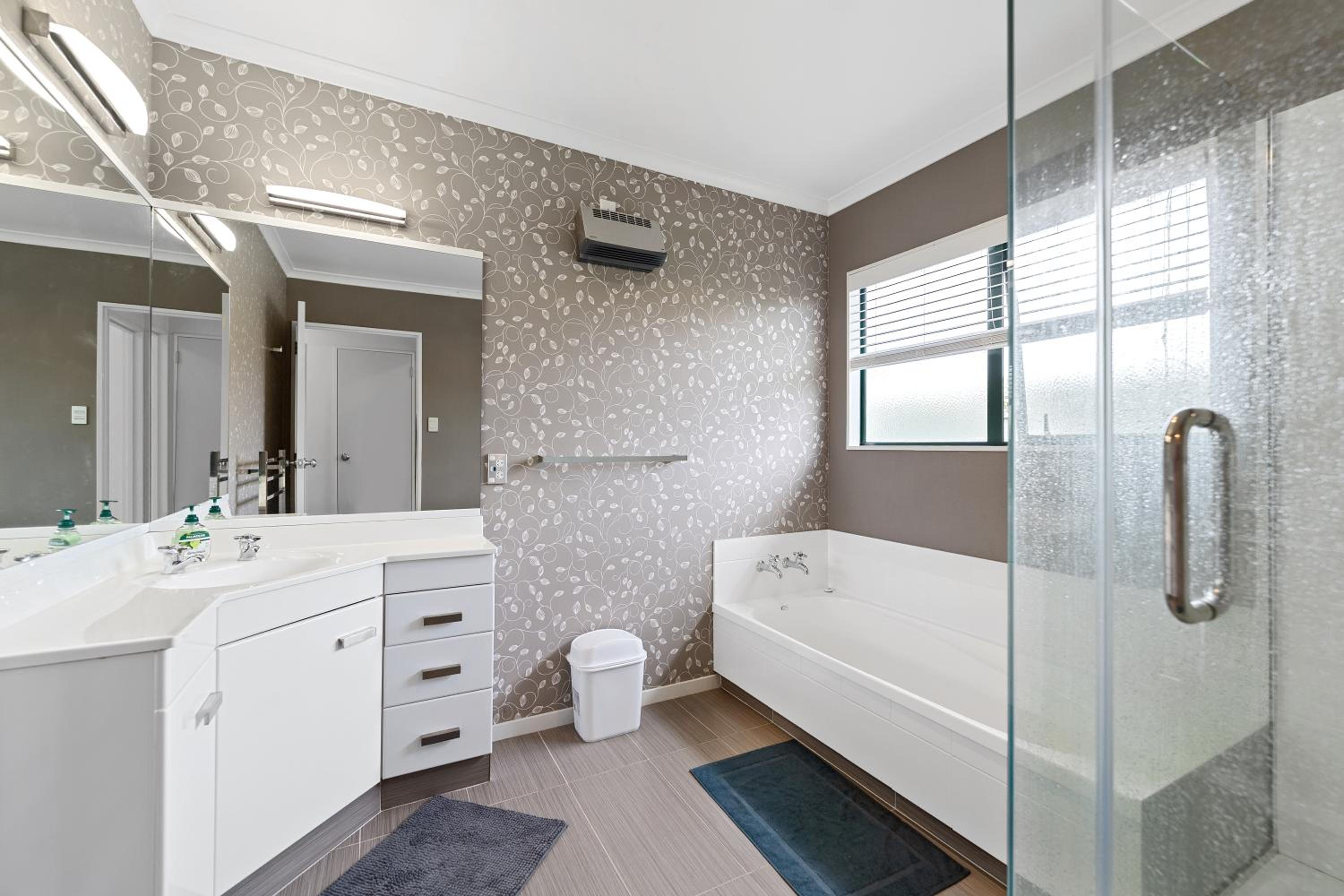 Fernwood Escape - Tauranga Holiday Home