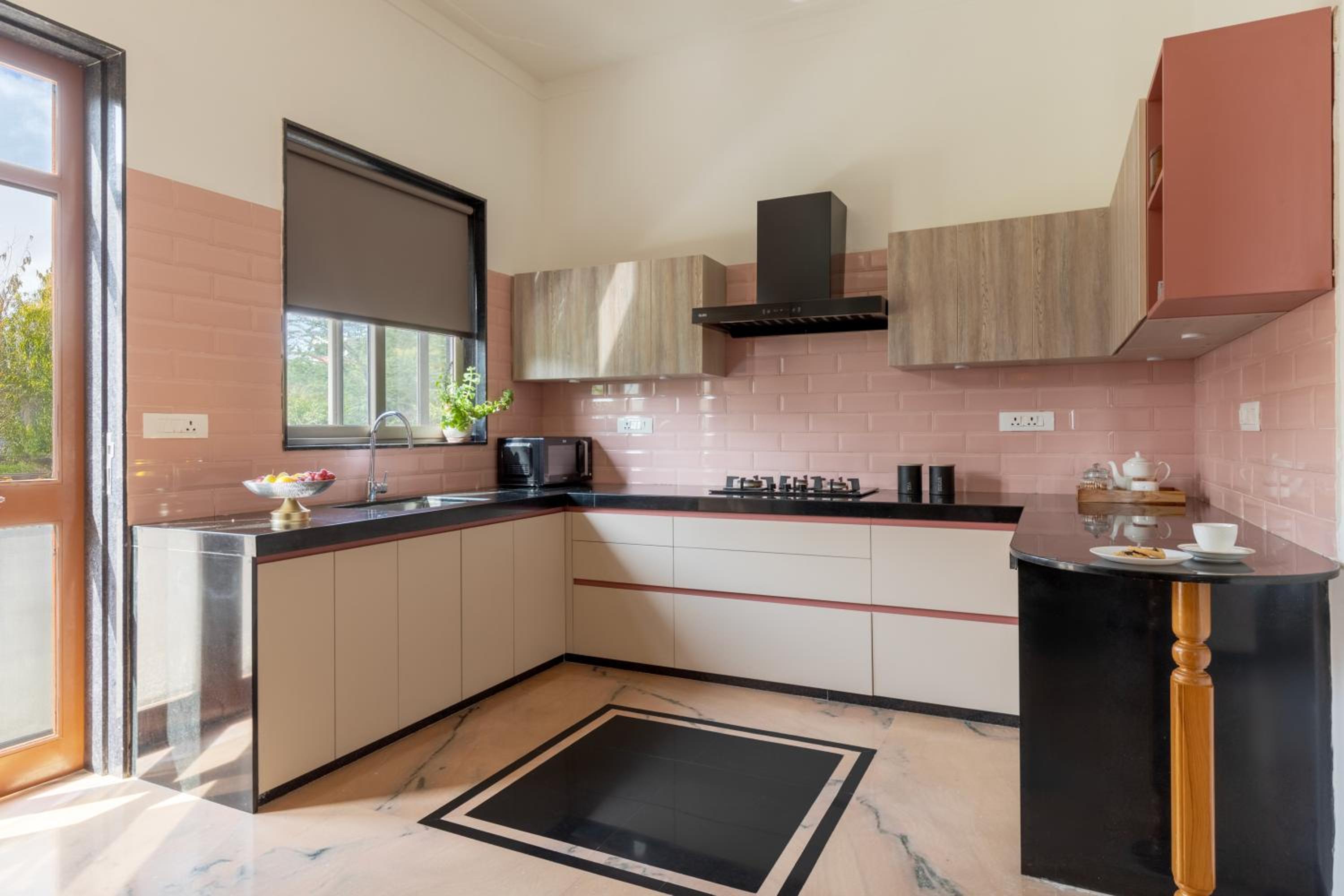 Whirl Vista- 5 BHK with Pool view 3