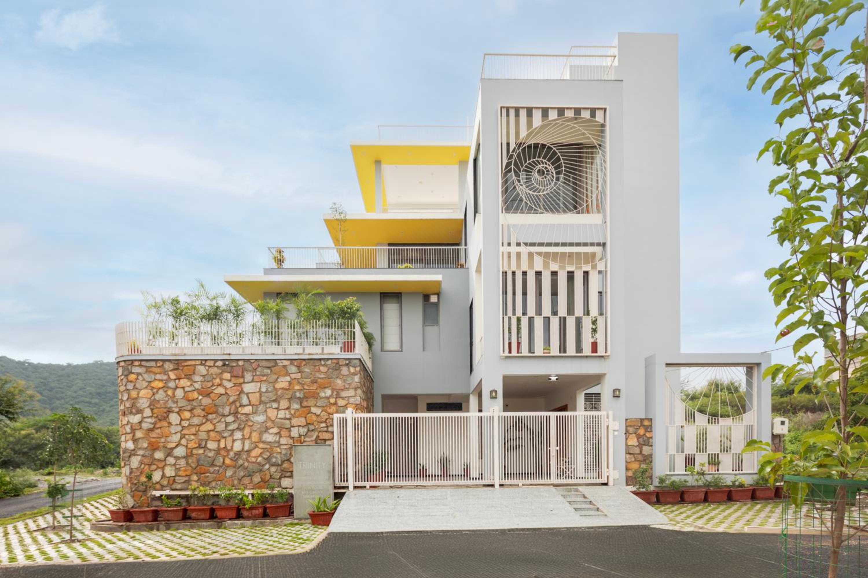 Whirl Vista- 5 BHK with Pool view 5