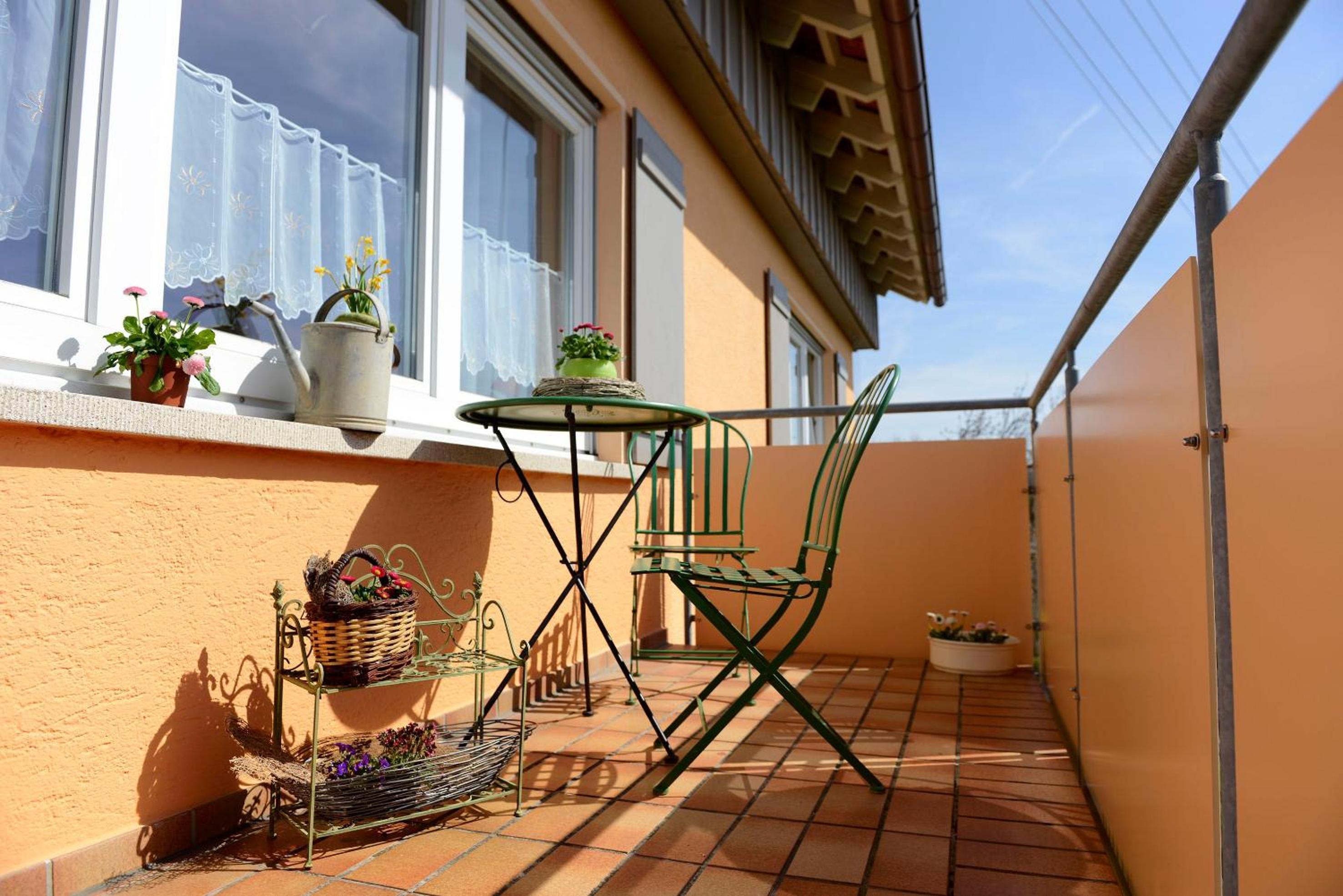 3-Raum-Ferienwohnung Auszeit, Badewanne WC, 82 qm, EG