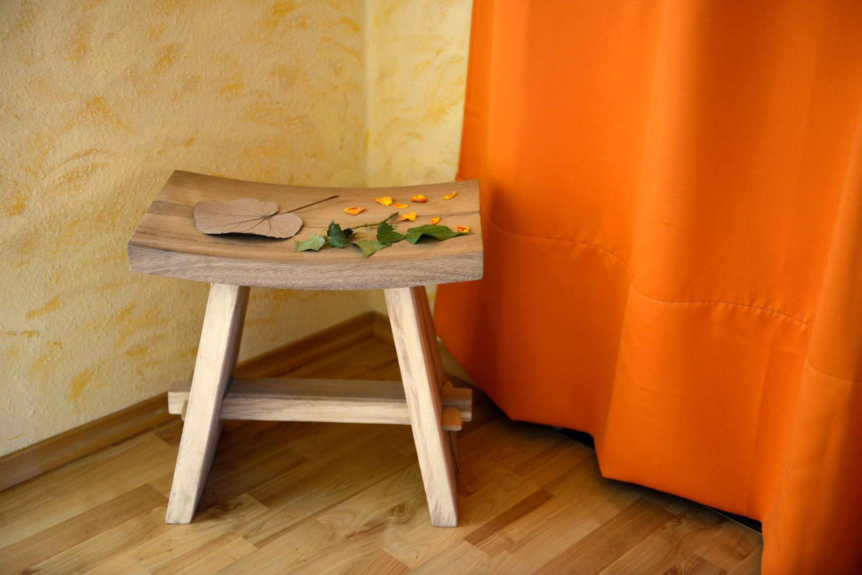 3-Raum-Ferienwohnung Auszeit, Badewanne WC, 82 qm, EG