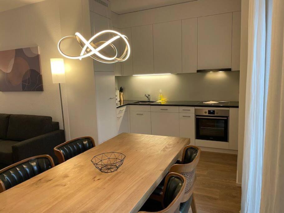 Elegant 2BR Apartment - Canal3
