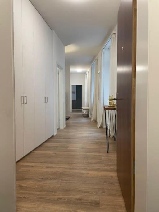 Elegant 2BR Apartment - Canal3