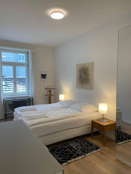 Elegant 2BR Apartment - Canal3
