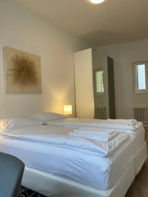 Elegant 2BR Apartment - Canal3