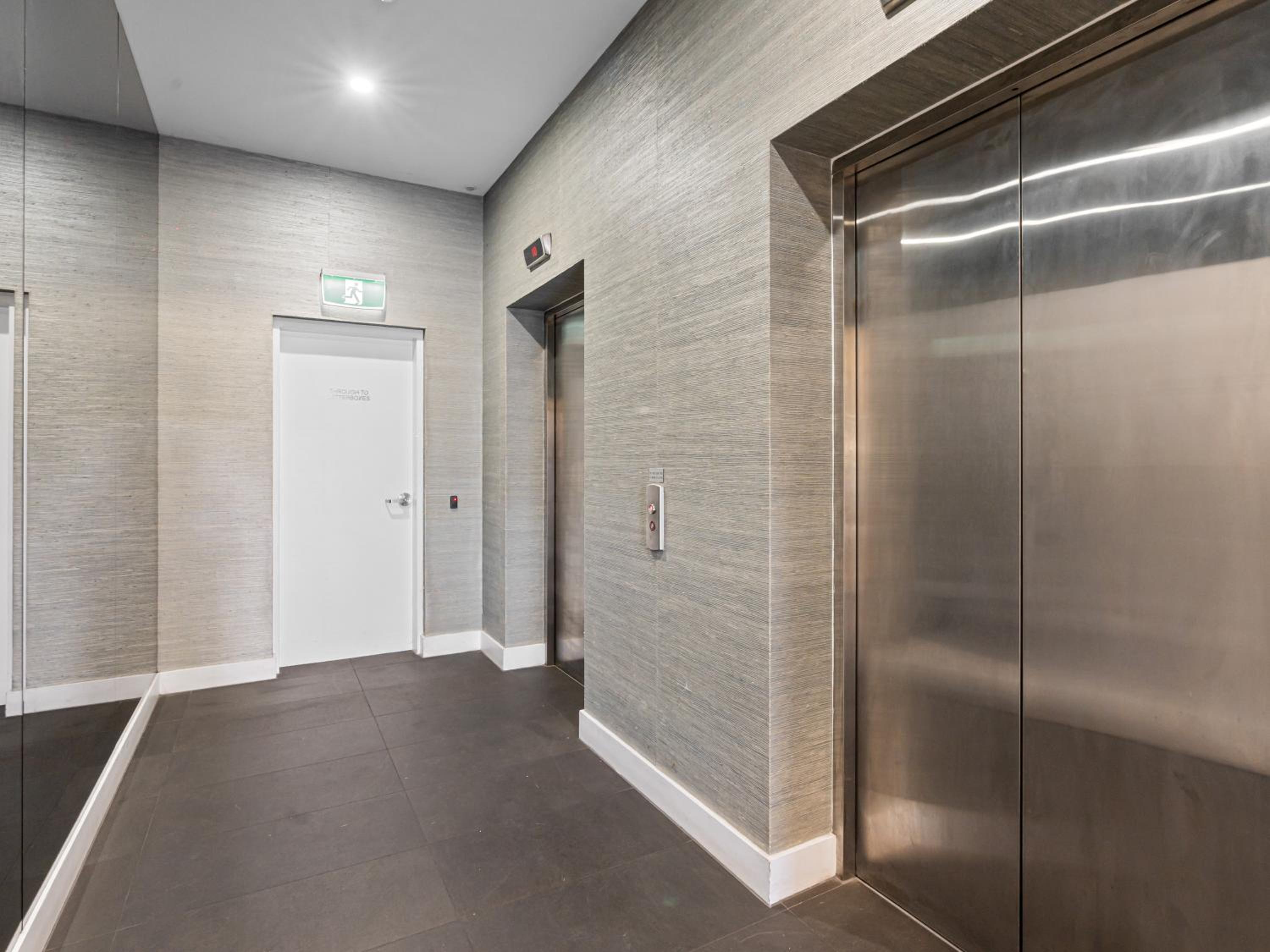 Parkland Vista Luxury Retreat