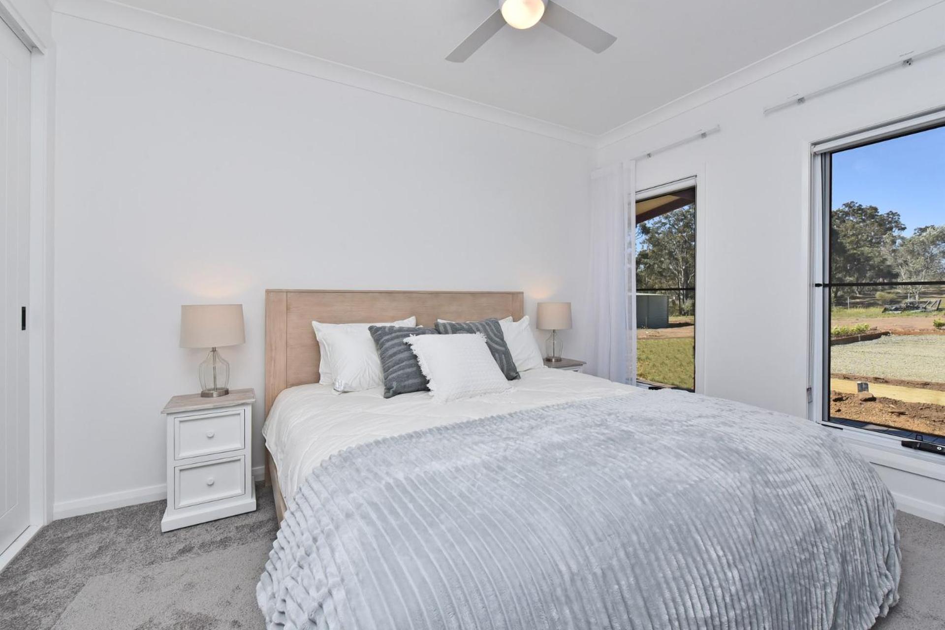 Two for Joy Estate. Sleeping 12, 2 Cottages