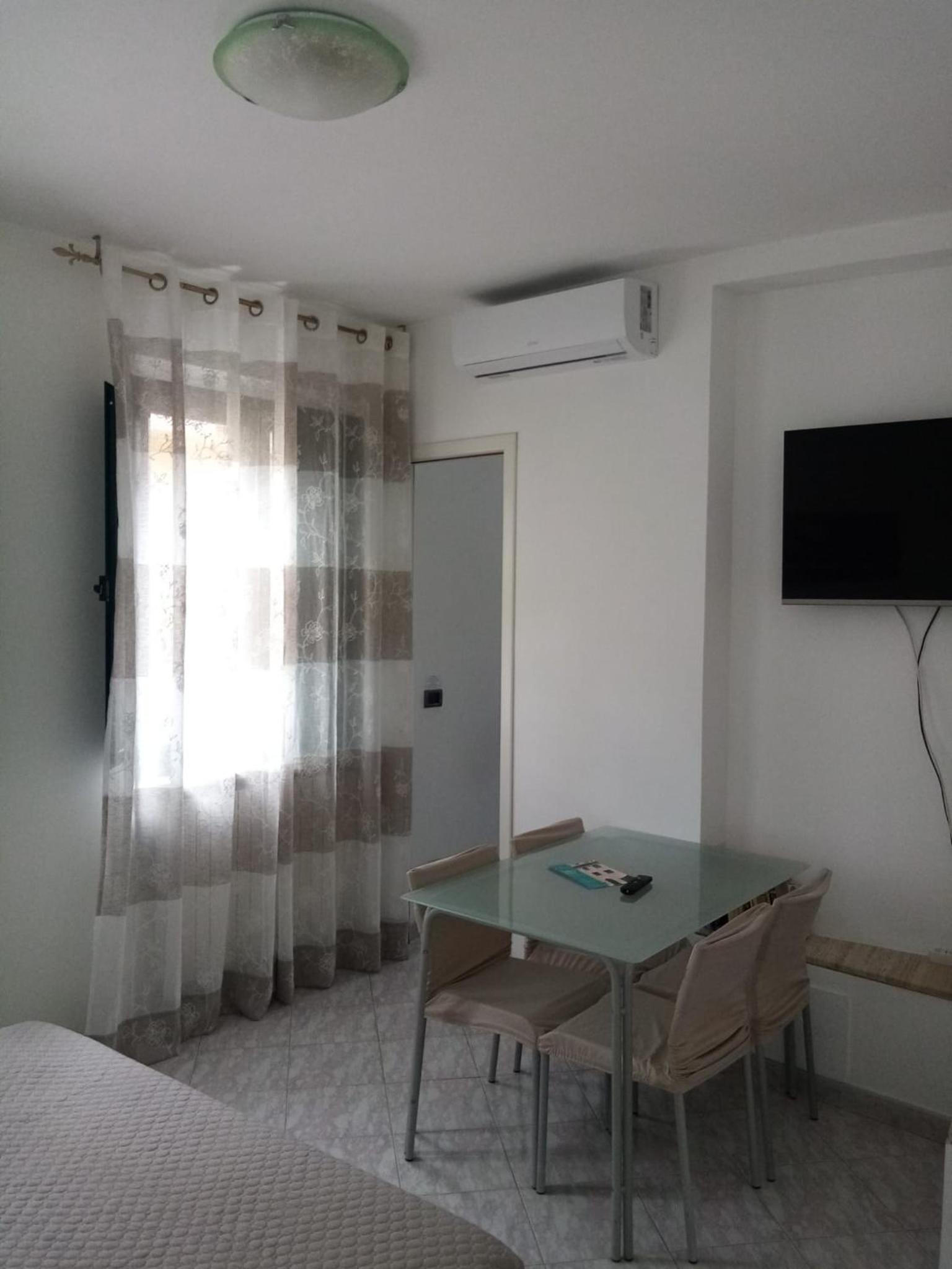 Holiday Grivi view 4