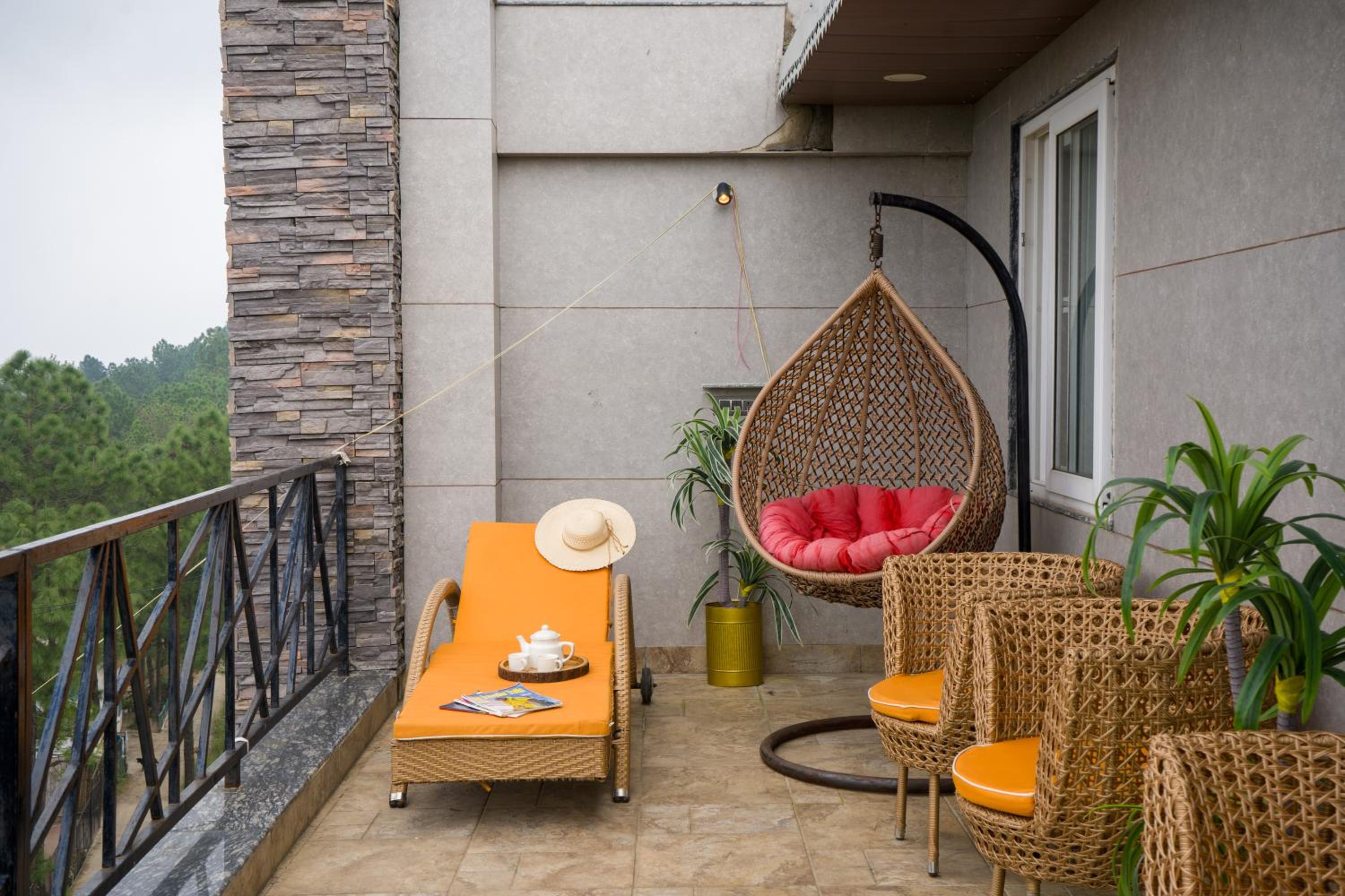 balance & terrace