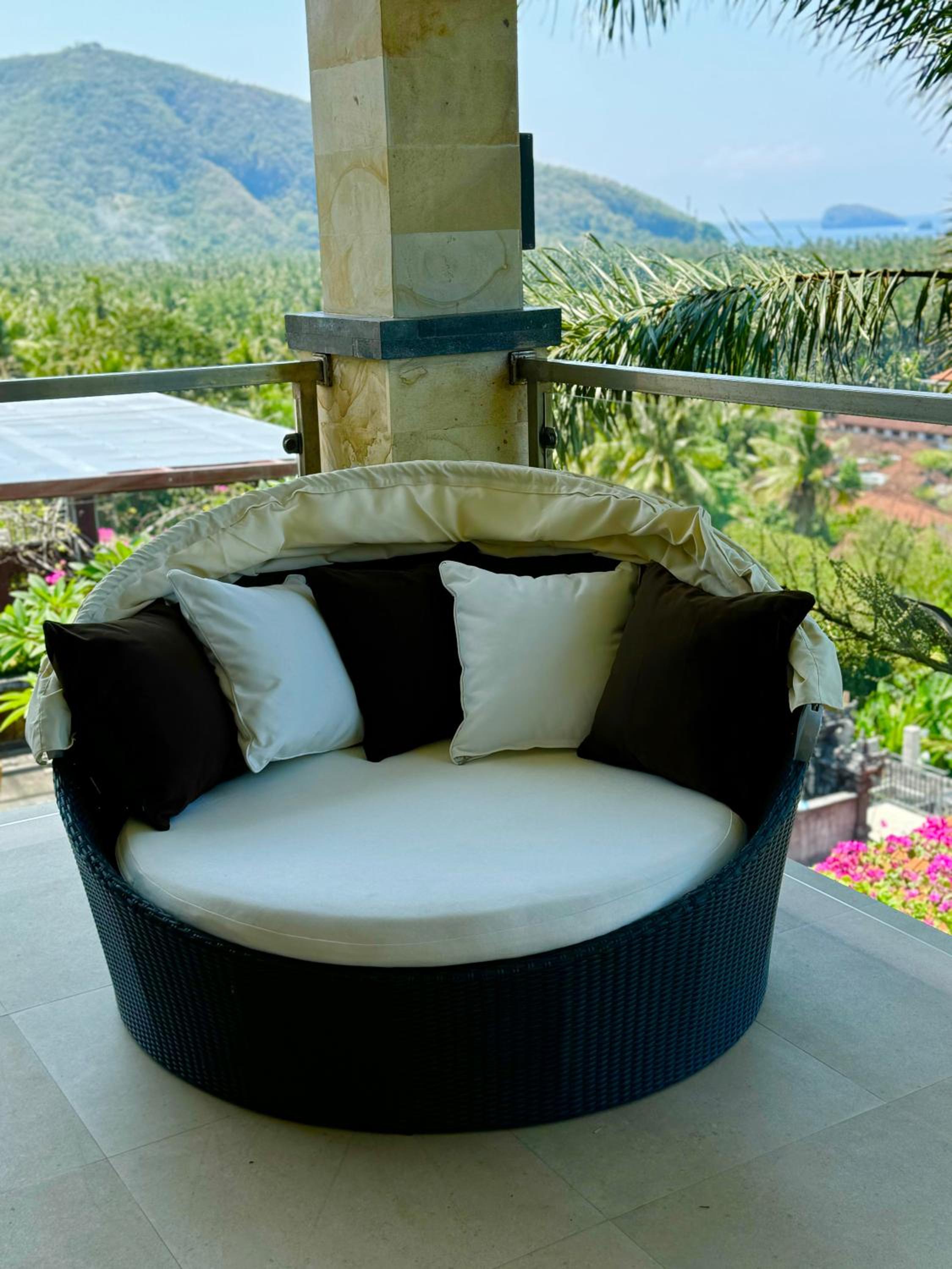 Maya Villa