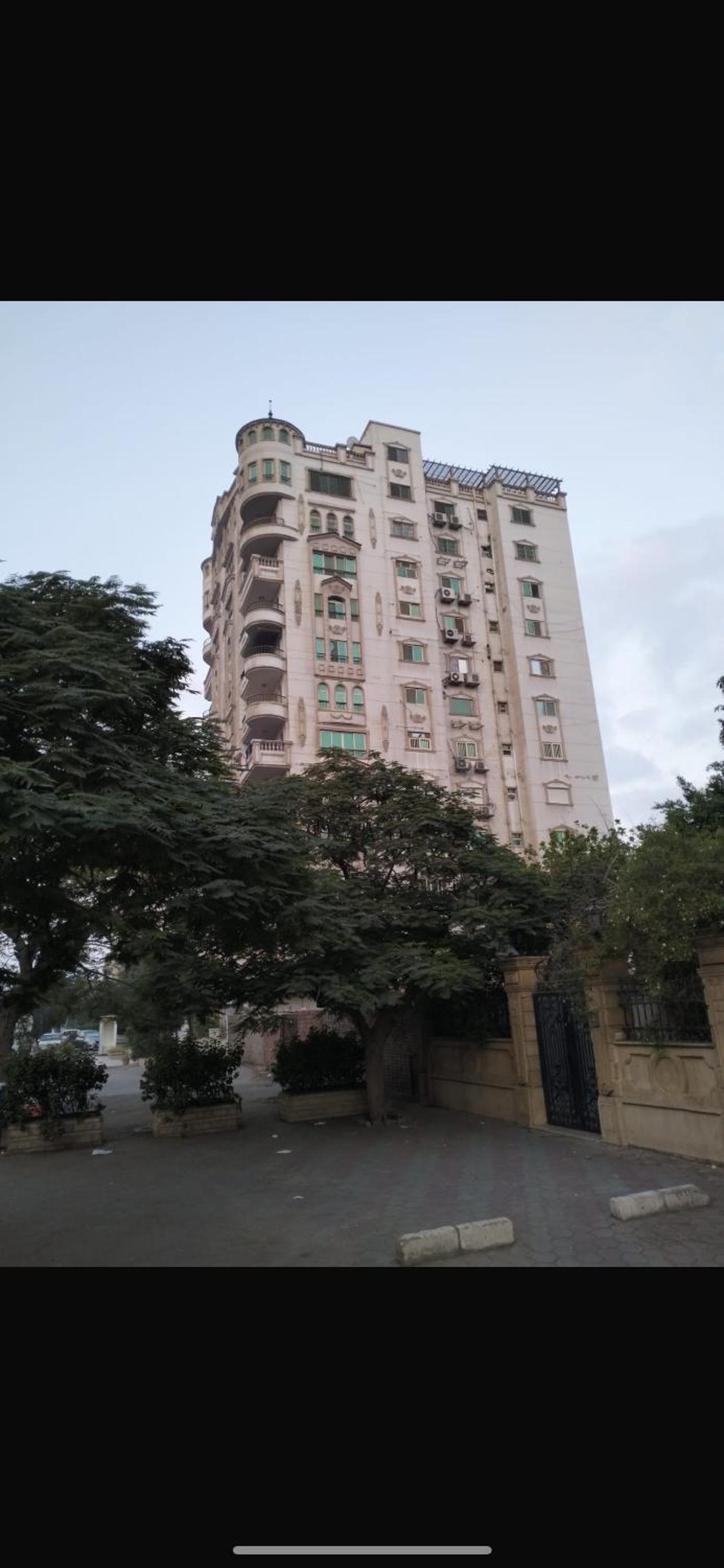Amazing Holiday Apartment near airport