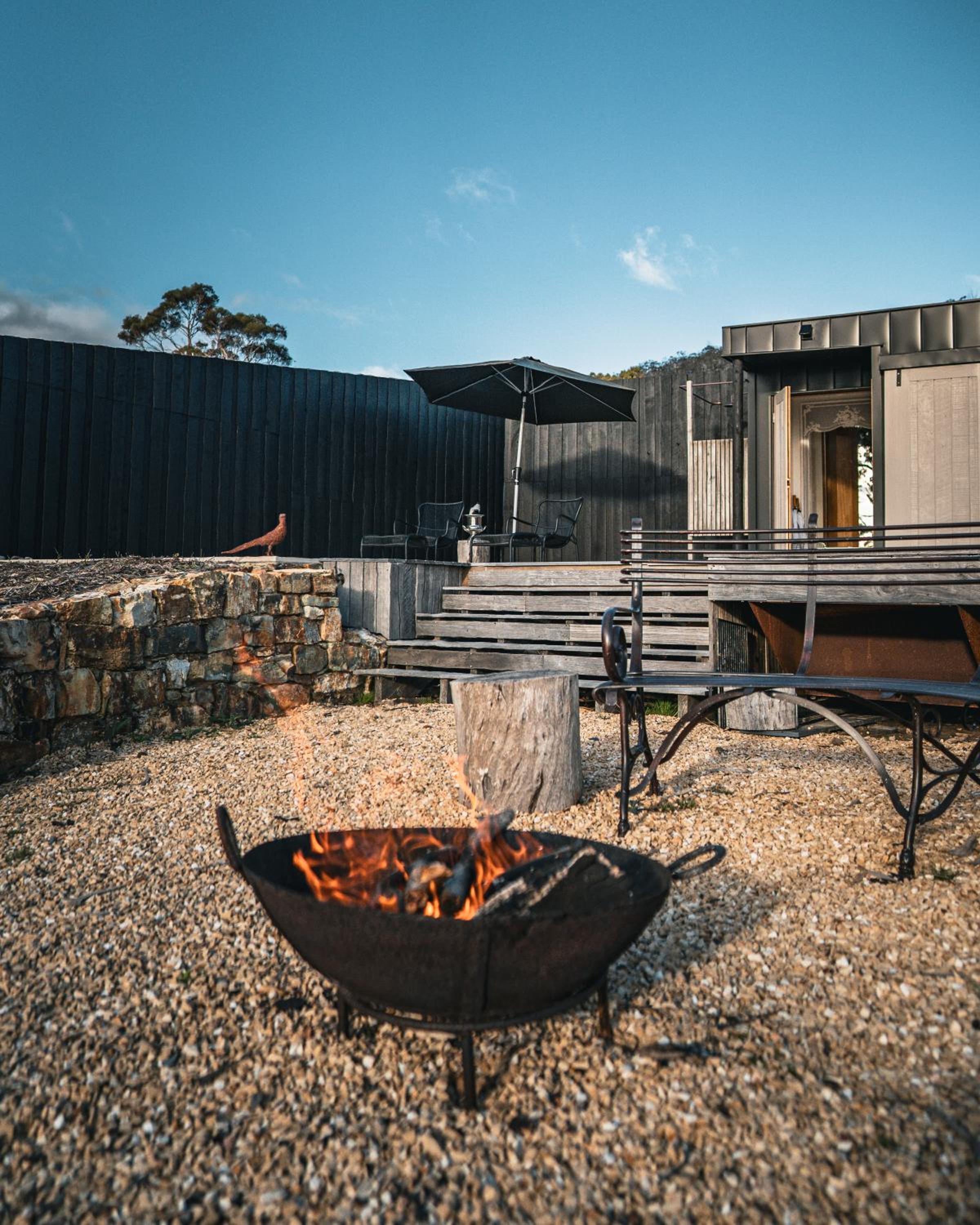 The Hide private Waterfront on Beautiful Bruny