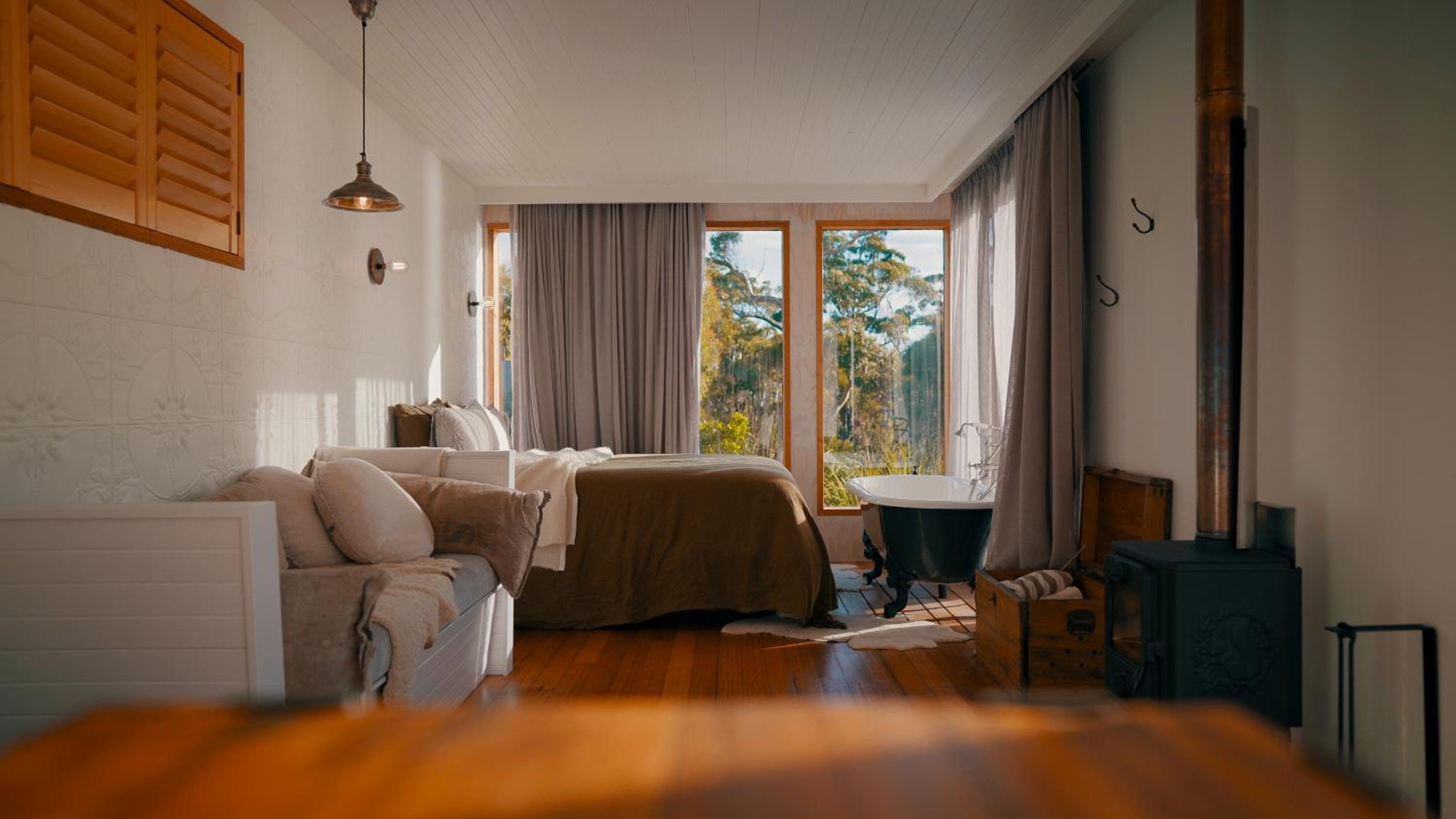 The Hide private Waterfront on Beautiful Bruny