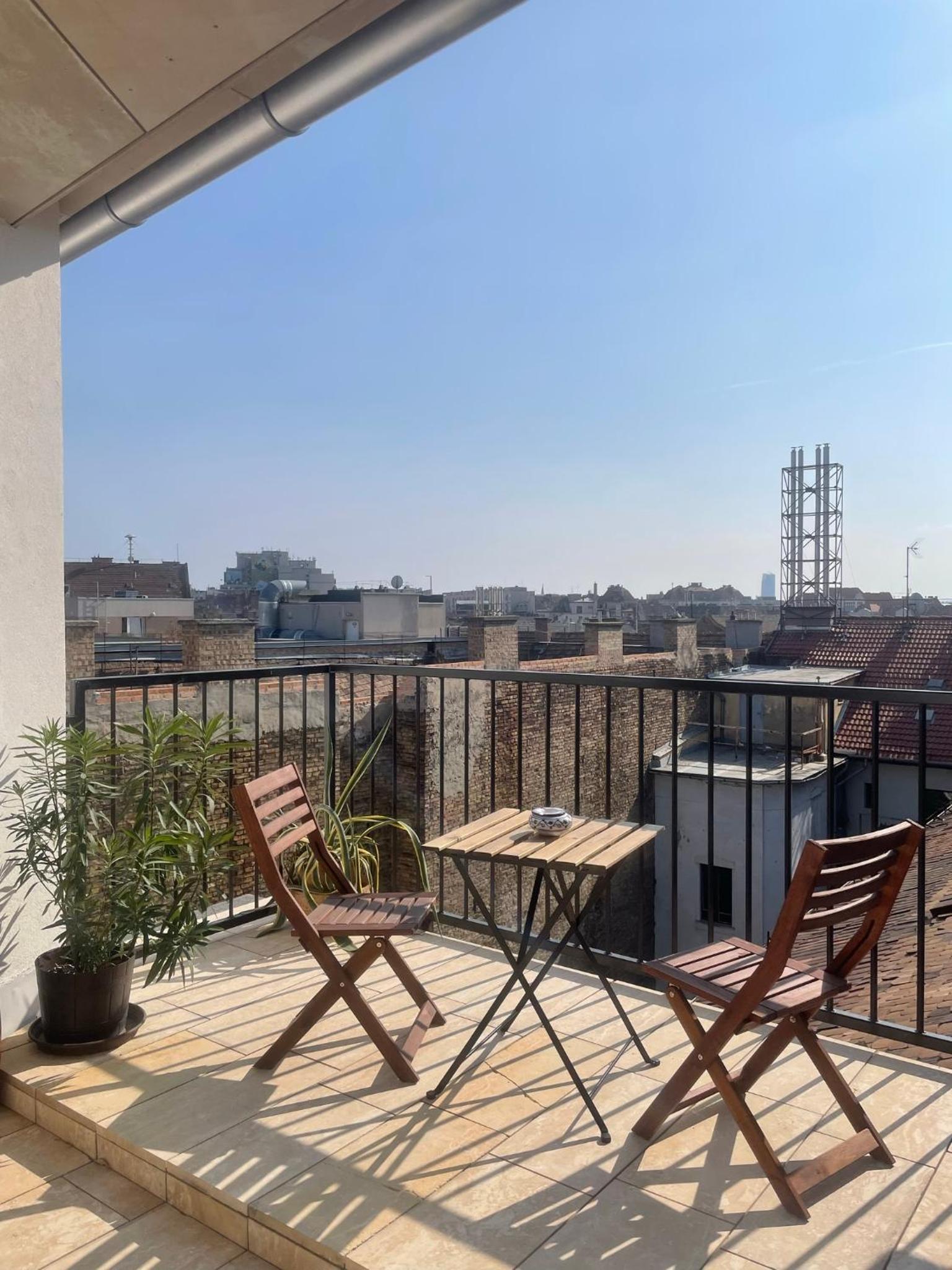 Stylish apartment, Top floor with private terrace view 5