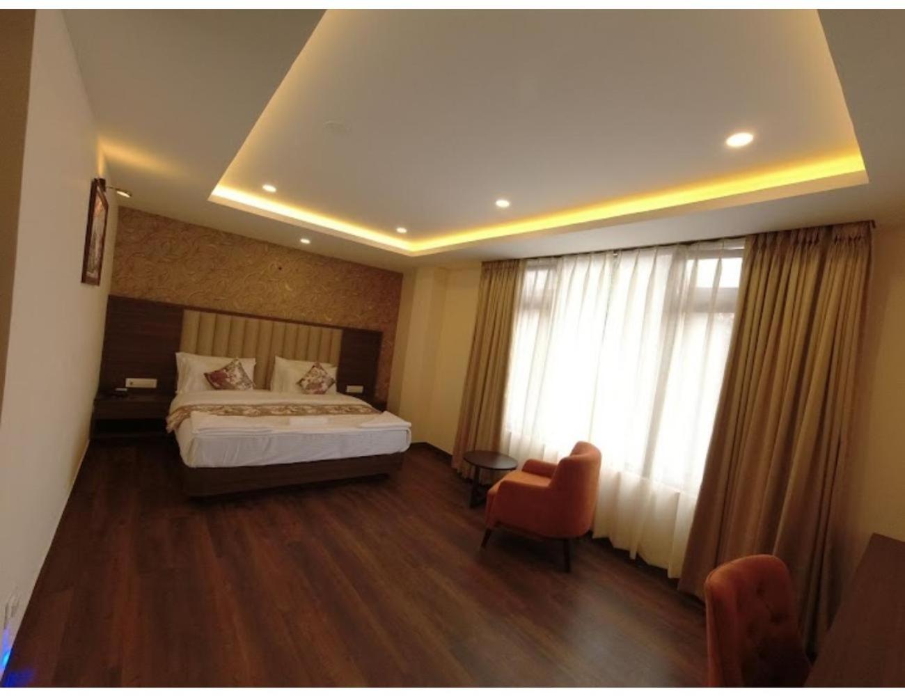 The Crown Inn, Gangtok view 5