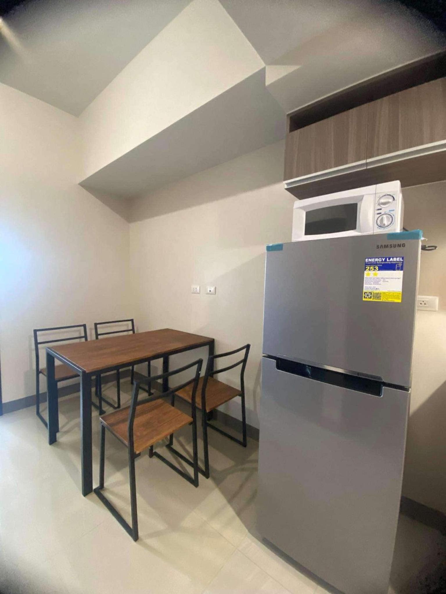 Park McKinley West unit 9Y Tower B view 4