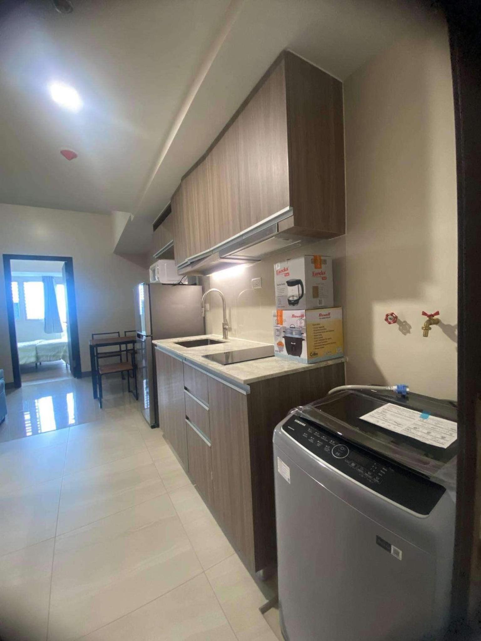 Park McKinley West unit 9Y Tower B view 5