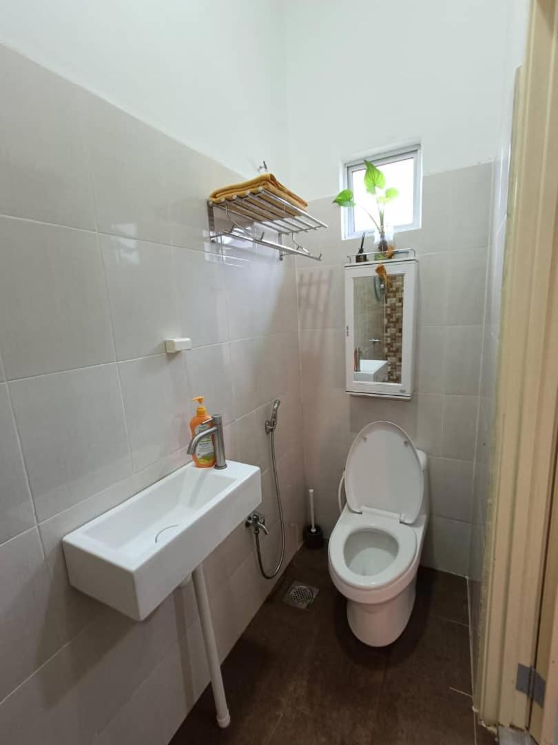 Lily's Guesthouse Kuantan City photo 7