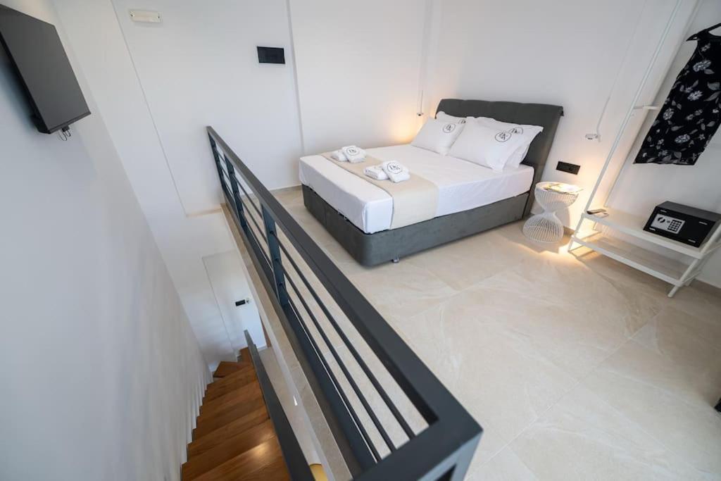 KEDL Junior Suites