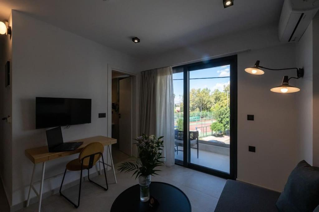 KEDL Junior Suites