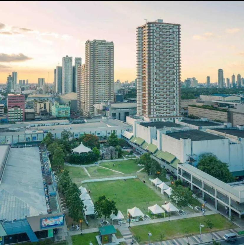 Staycation by JAR - Condo Unit view 3