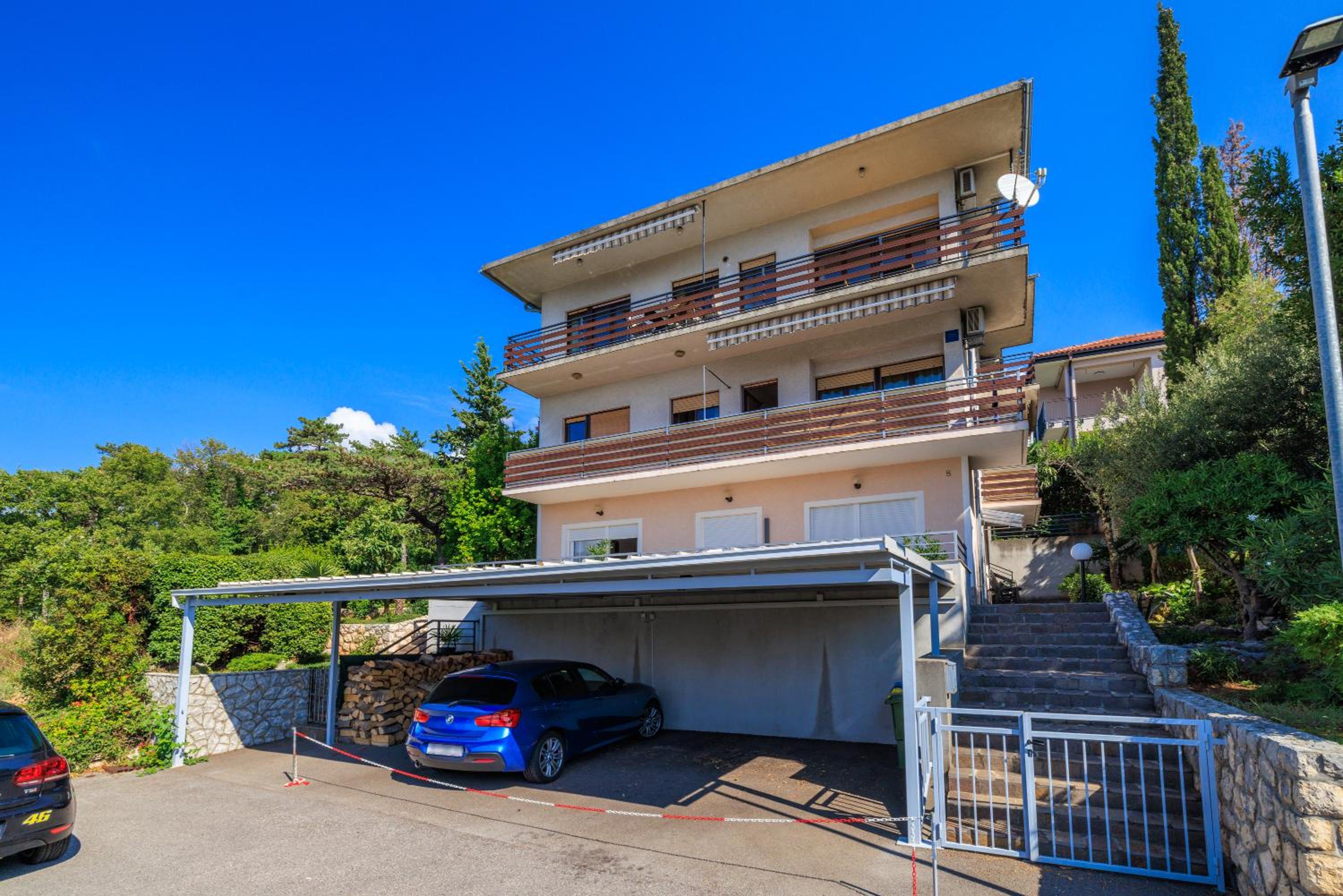 TANJA Apartment with nice sea view near beach view 3