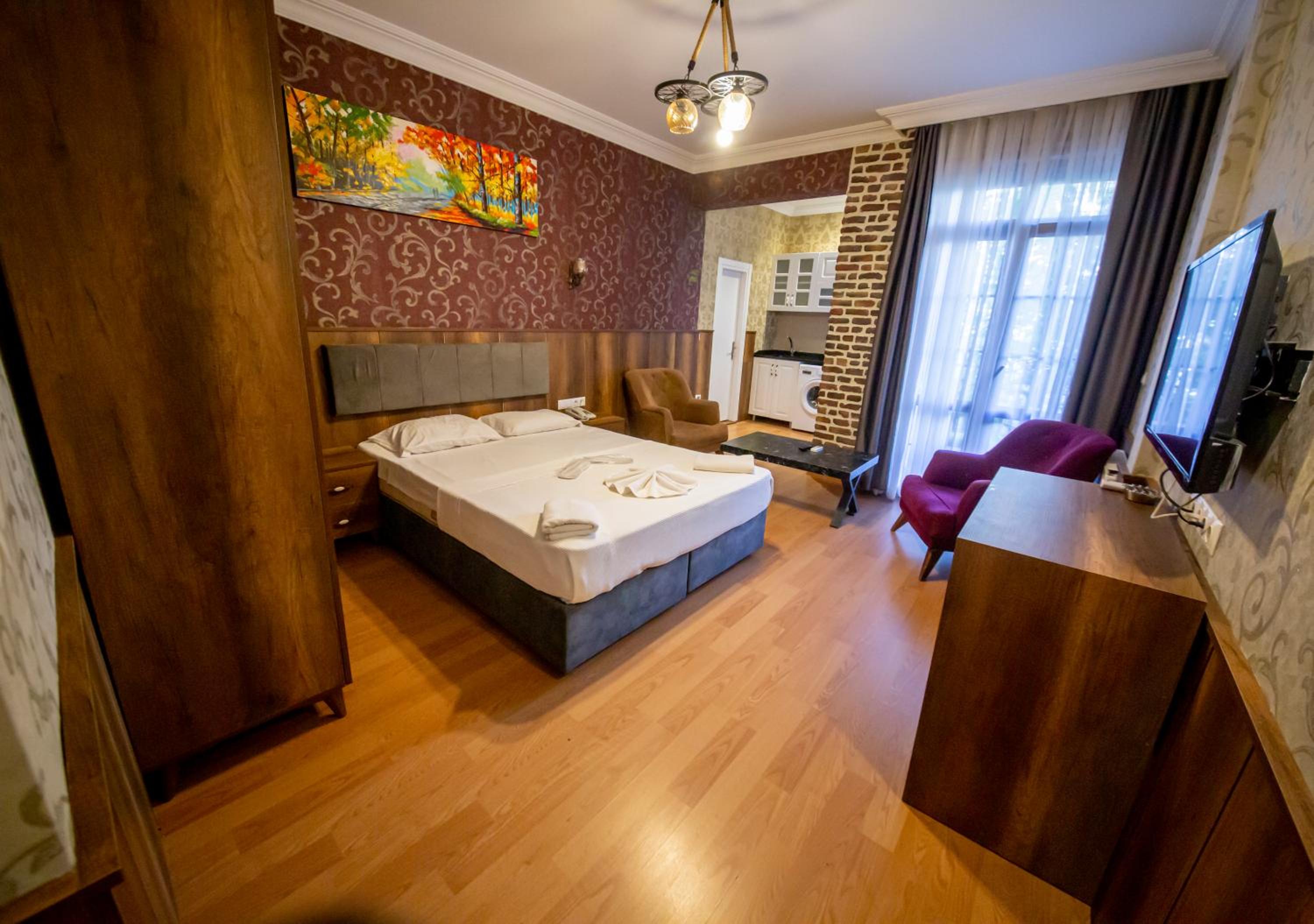 Royal Palace Otel - Image 12