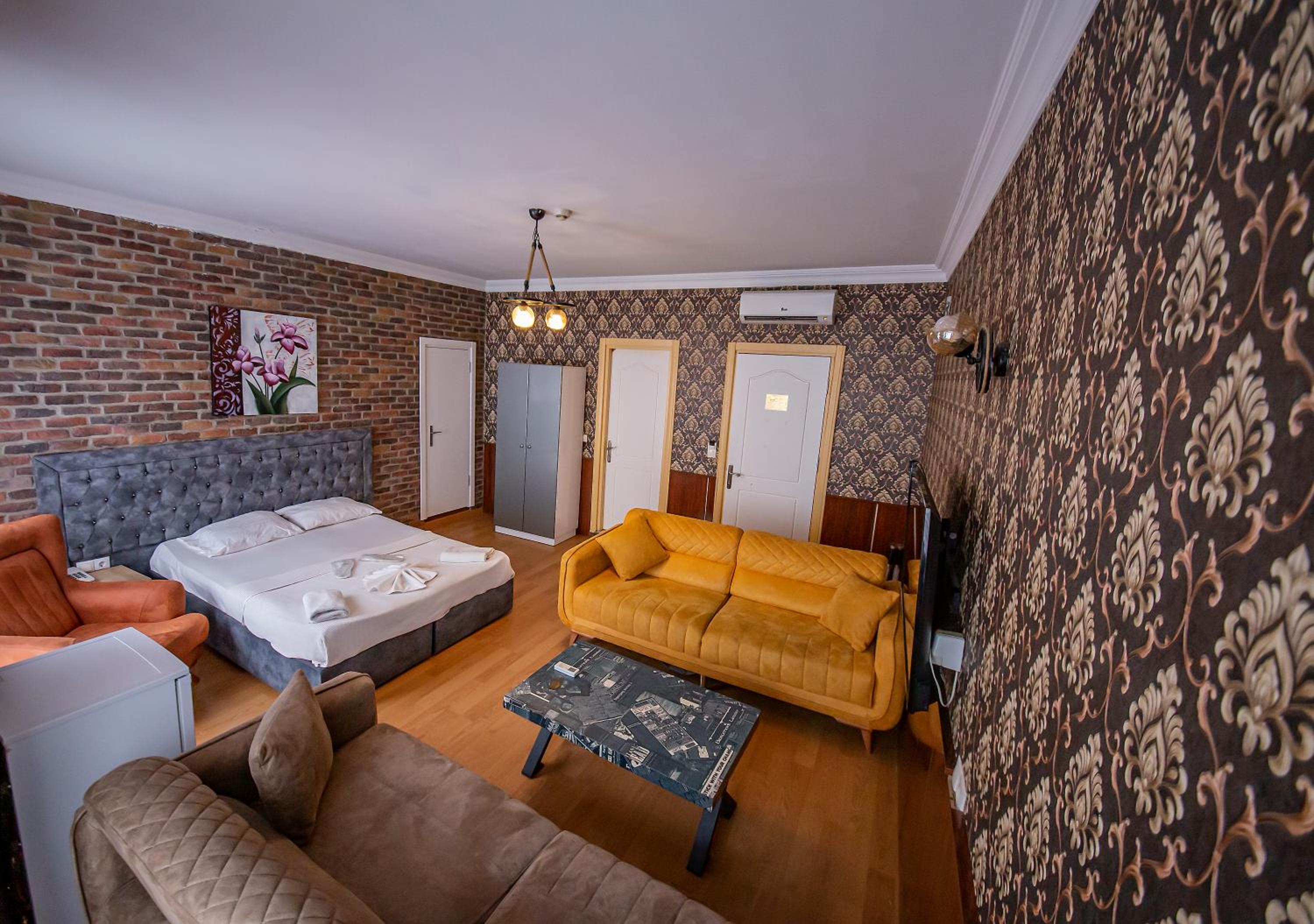 Royal Palace Otel - Image 41