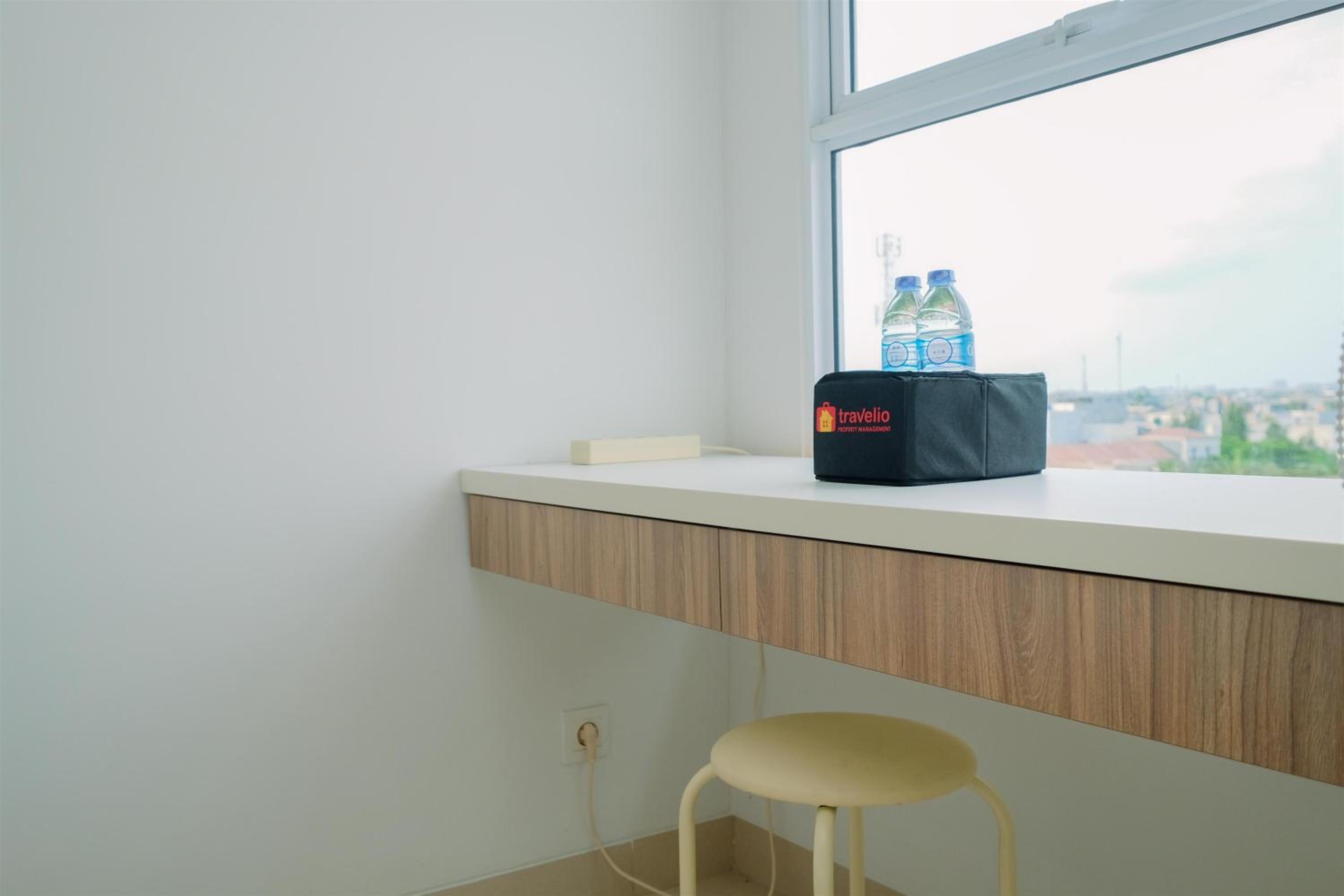 Comfy and Best Deal Studio at Citra Living Apartment By Travelio
