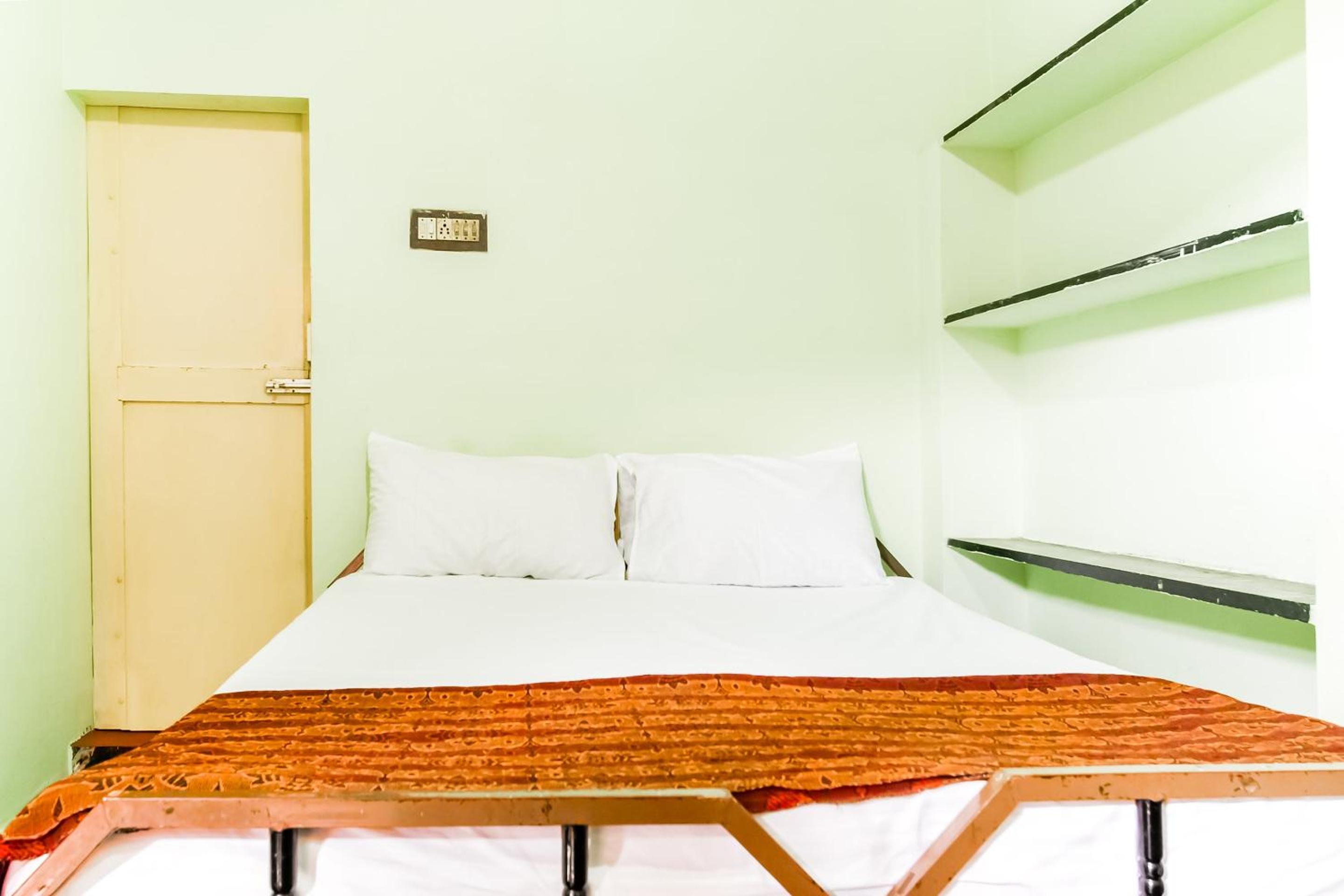 Hotel O Saravana Stays view 5