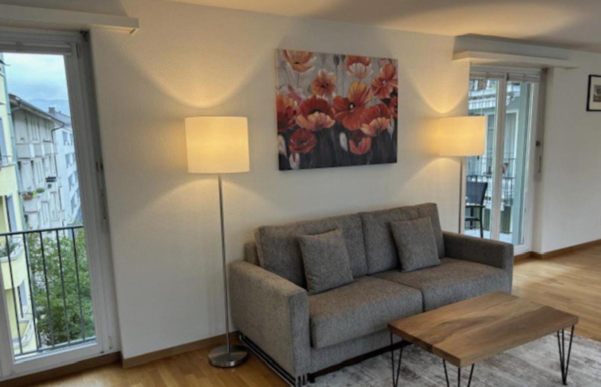 Executive 1 bedroom in the center - D11