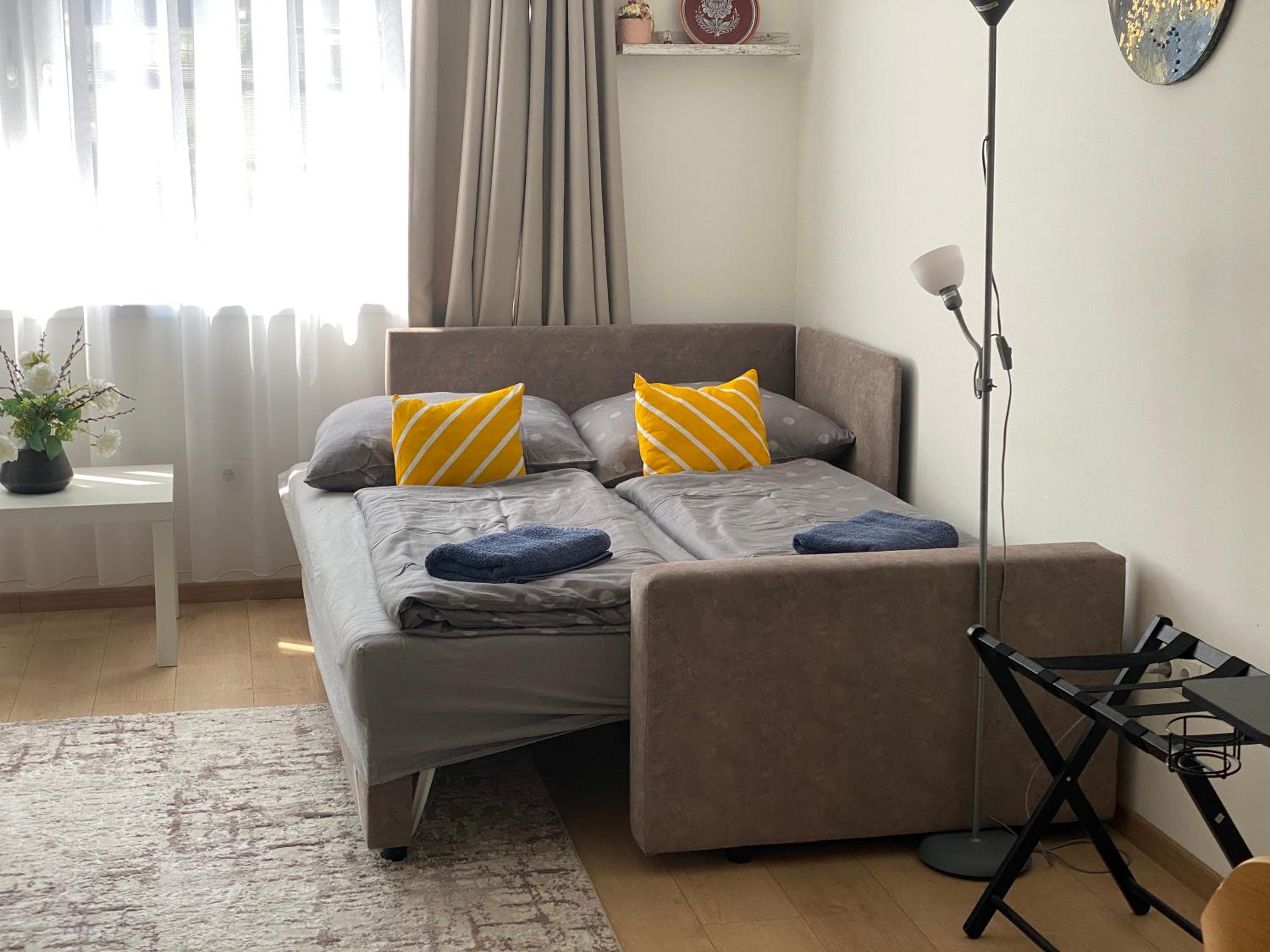 Maria's Family Home with free Parking