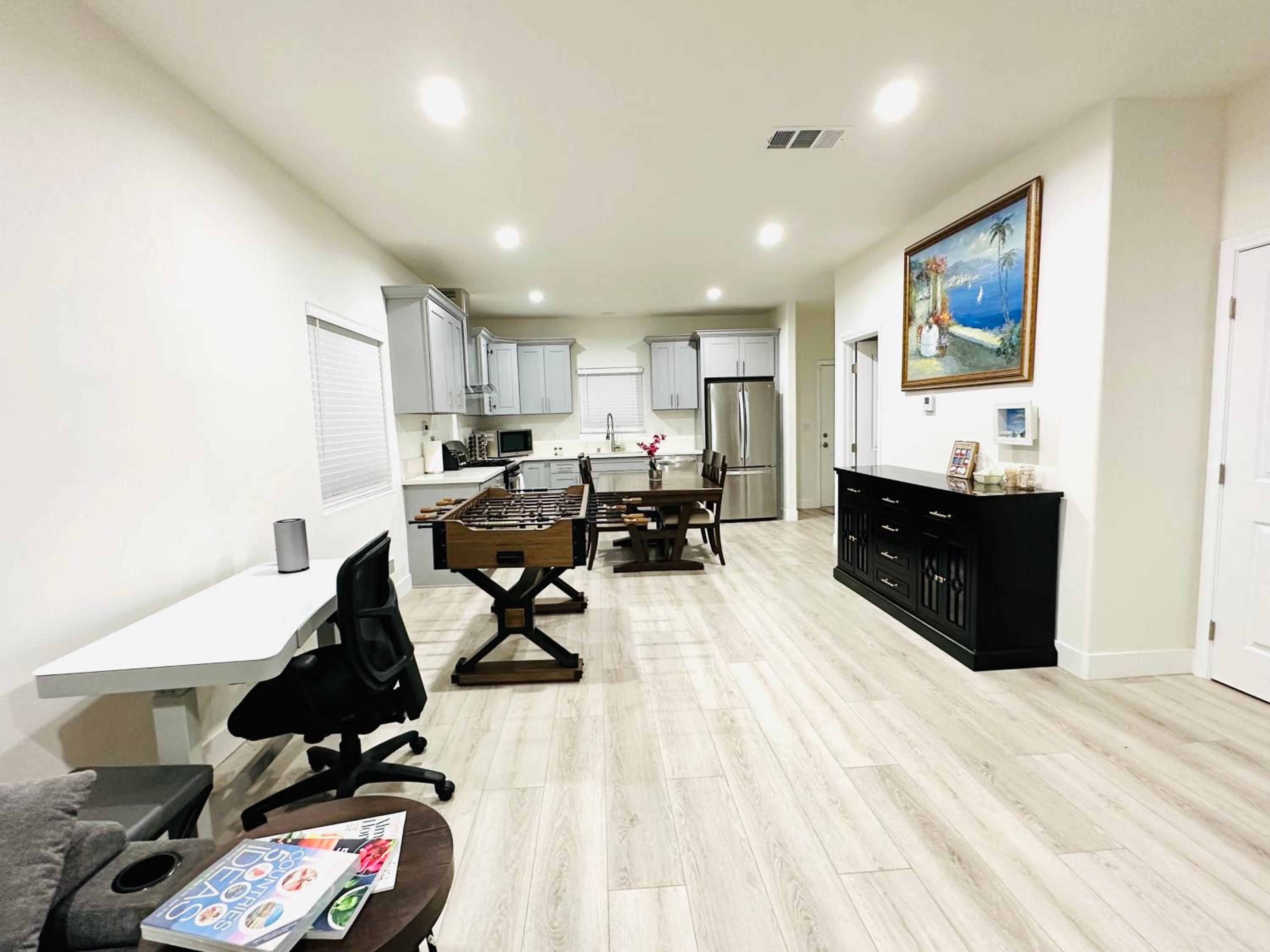 Orange County/Anaheim Vacations - New 2-story house 3 bedrooms 3 bathrooms in Anaheim near Disneyland - Property Image 10