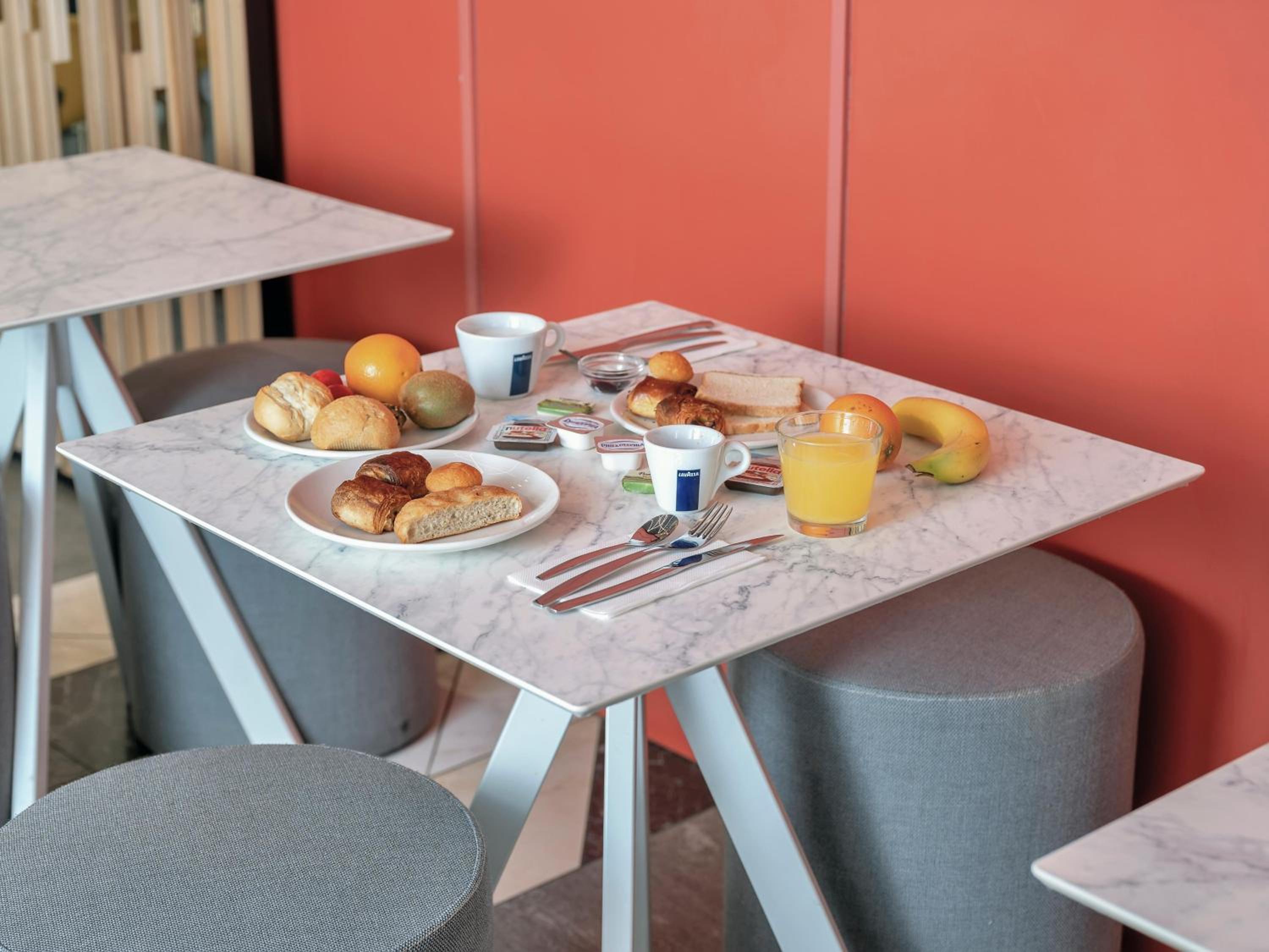 B&B Hotel Milano City Center Duomo photo 4