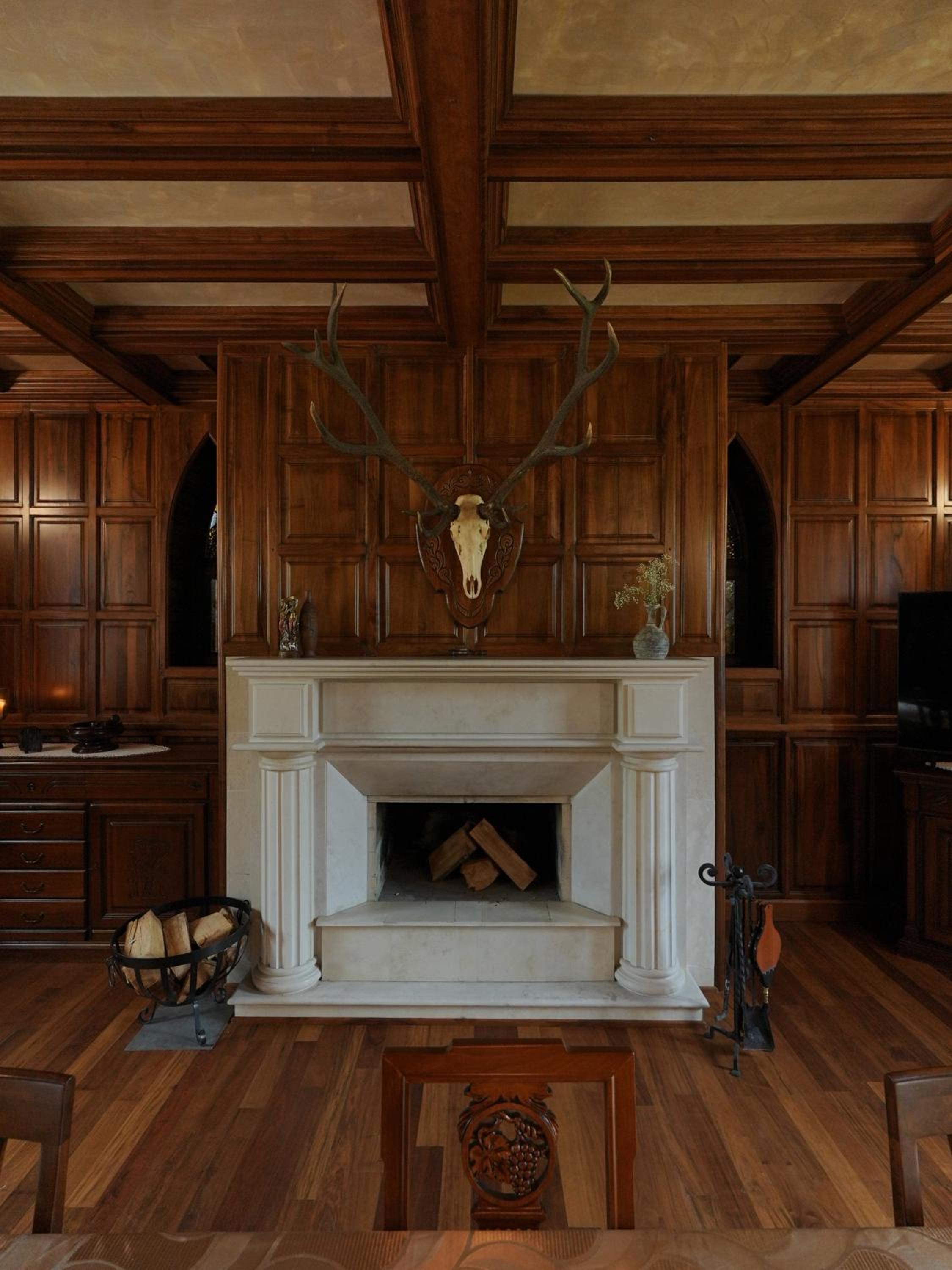 The Castle - Your unique way of retreat