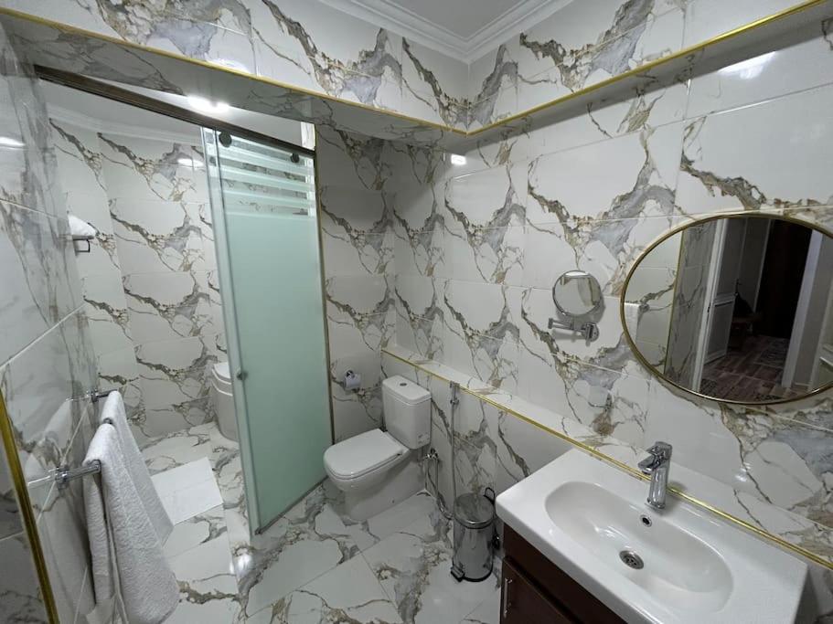 Skyline luxury hotel apartments 5 mins from Cairo Airport
