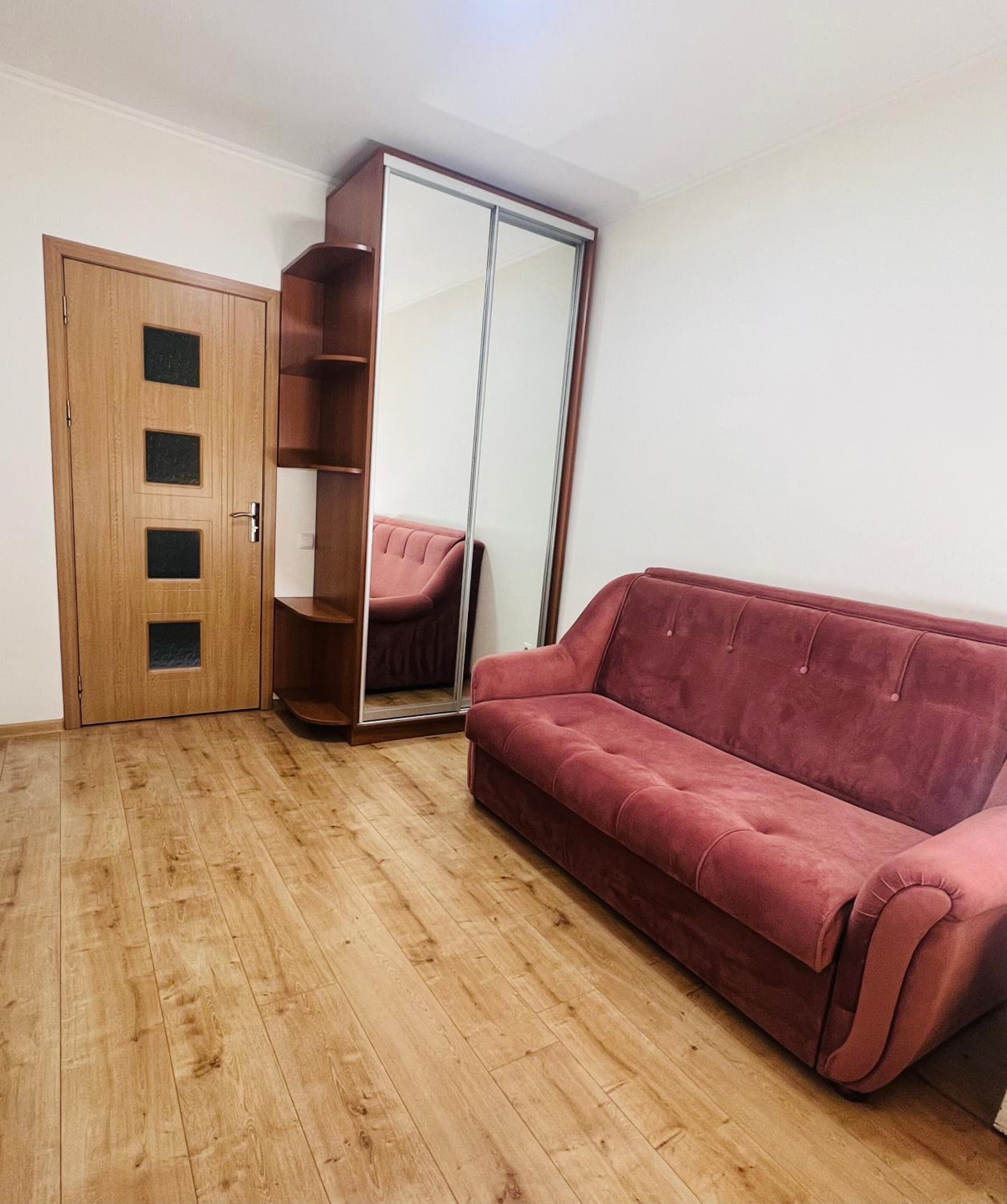 Apartament centru Chisinau view 2