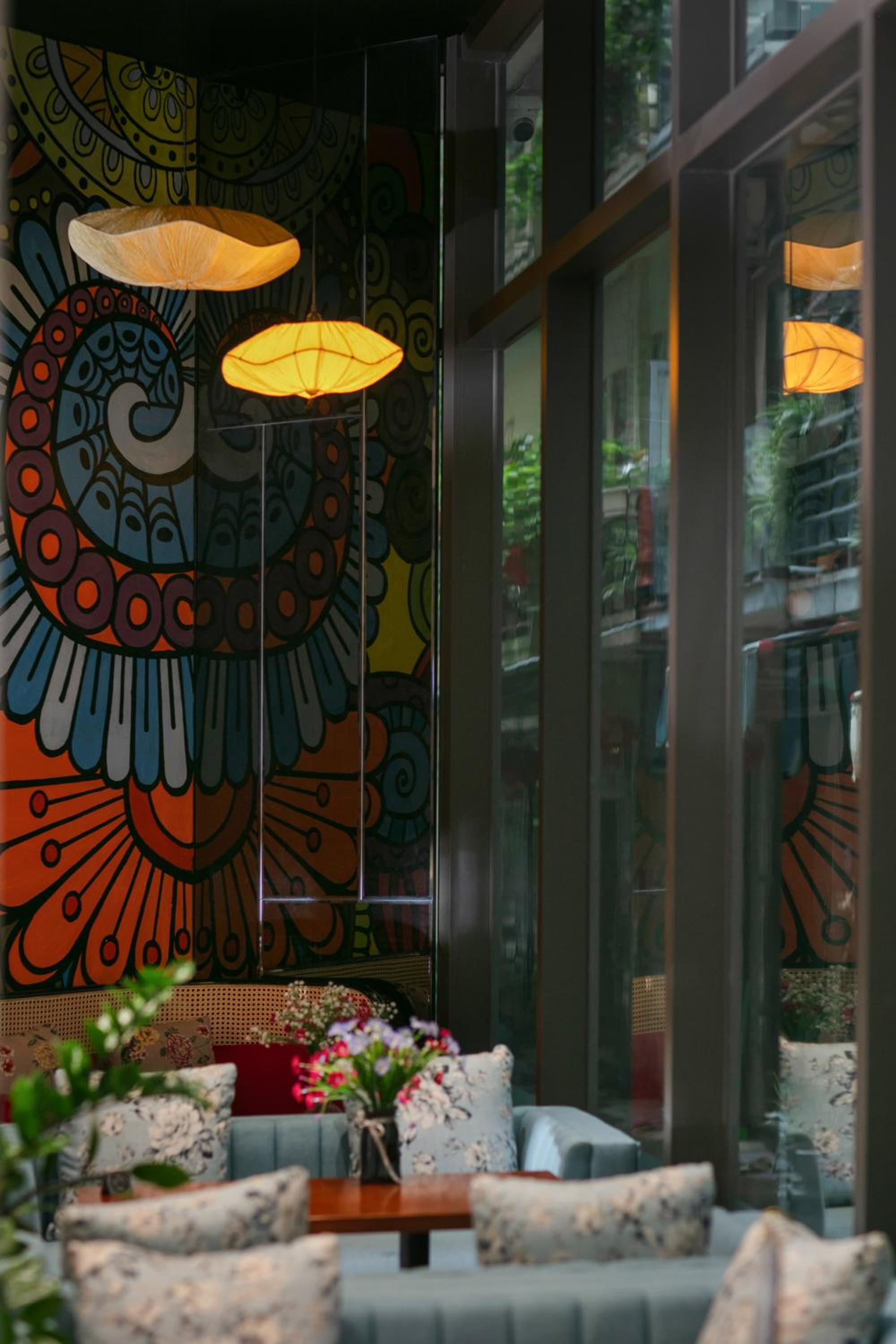 HB Serviced Apartment - Lạc Long Quân