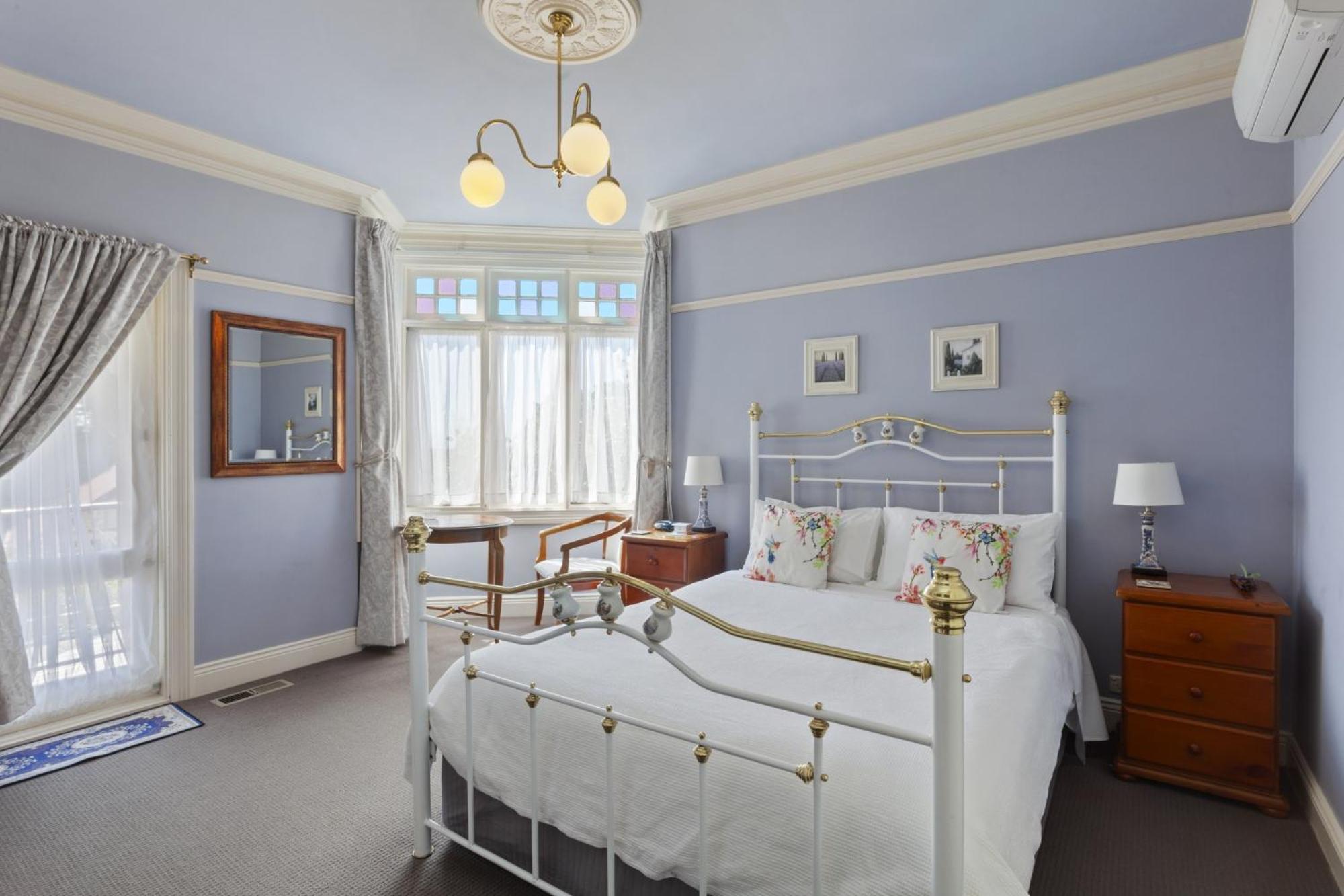 Bethany Manor Bed & Breakfast