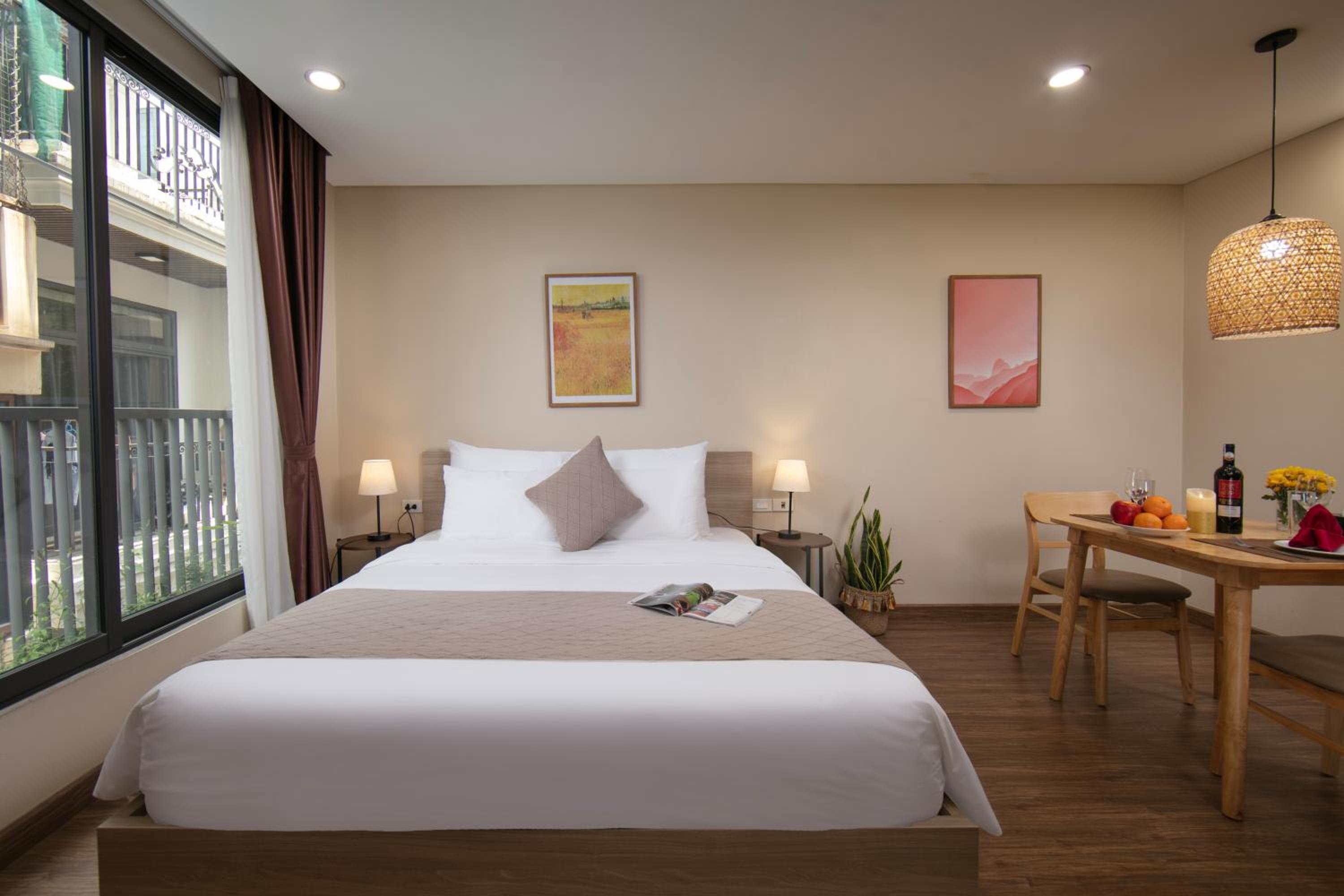 HB Serviced Apartment - Lạc Long Quân