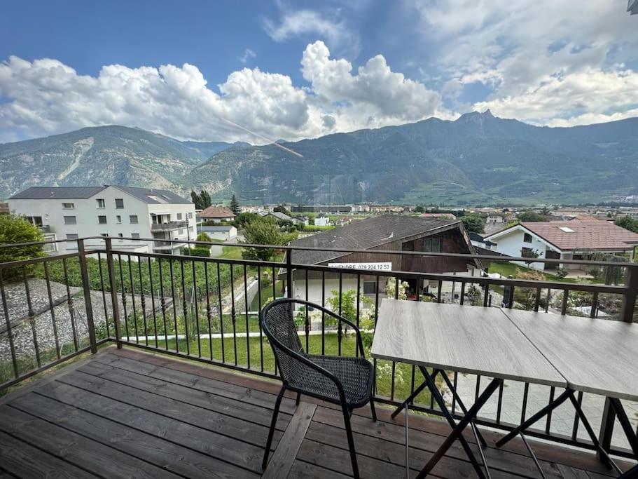 Villa mitoyenne proche des bains - Villa B4