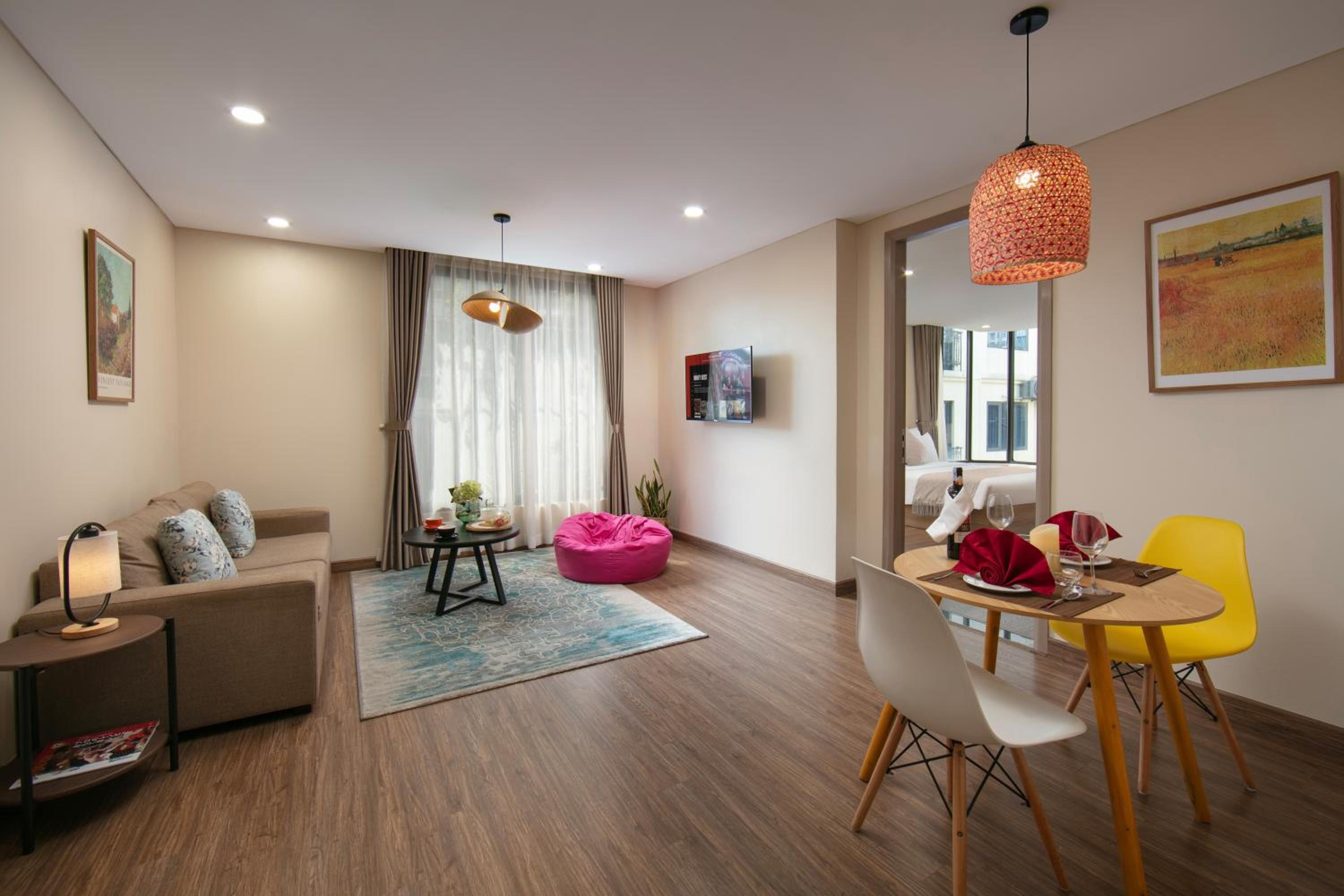 HB Serviced Apartment - Lạc Long Quân