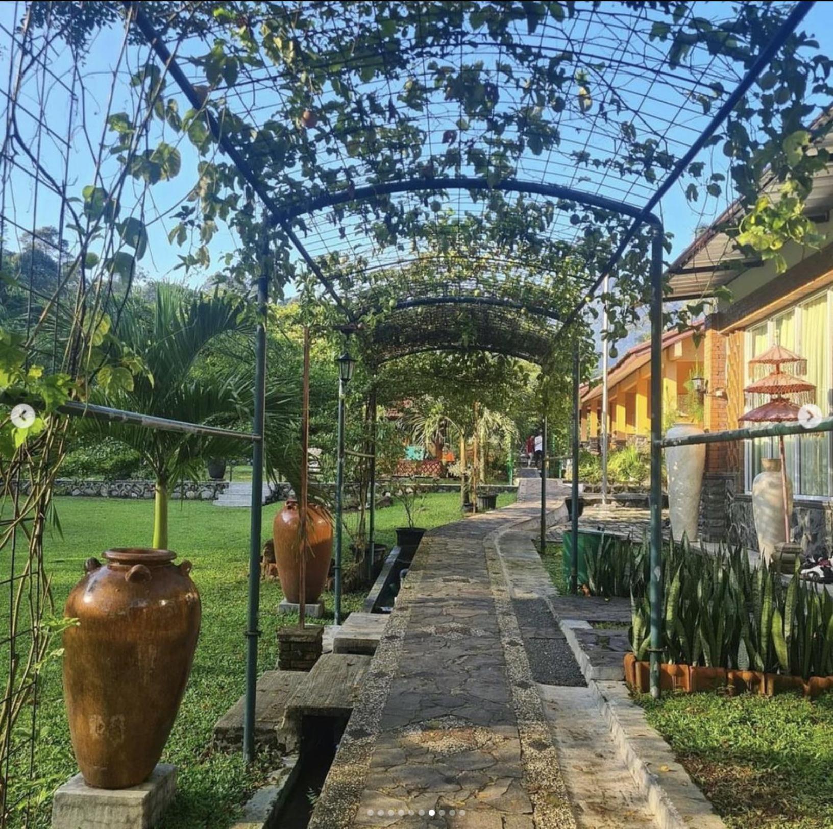 Osfa Villa