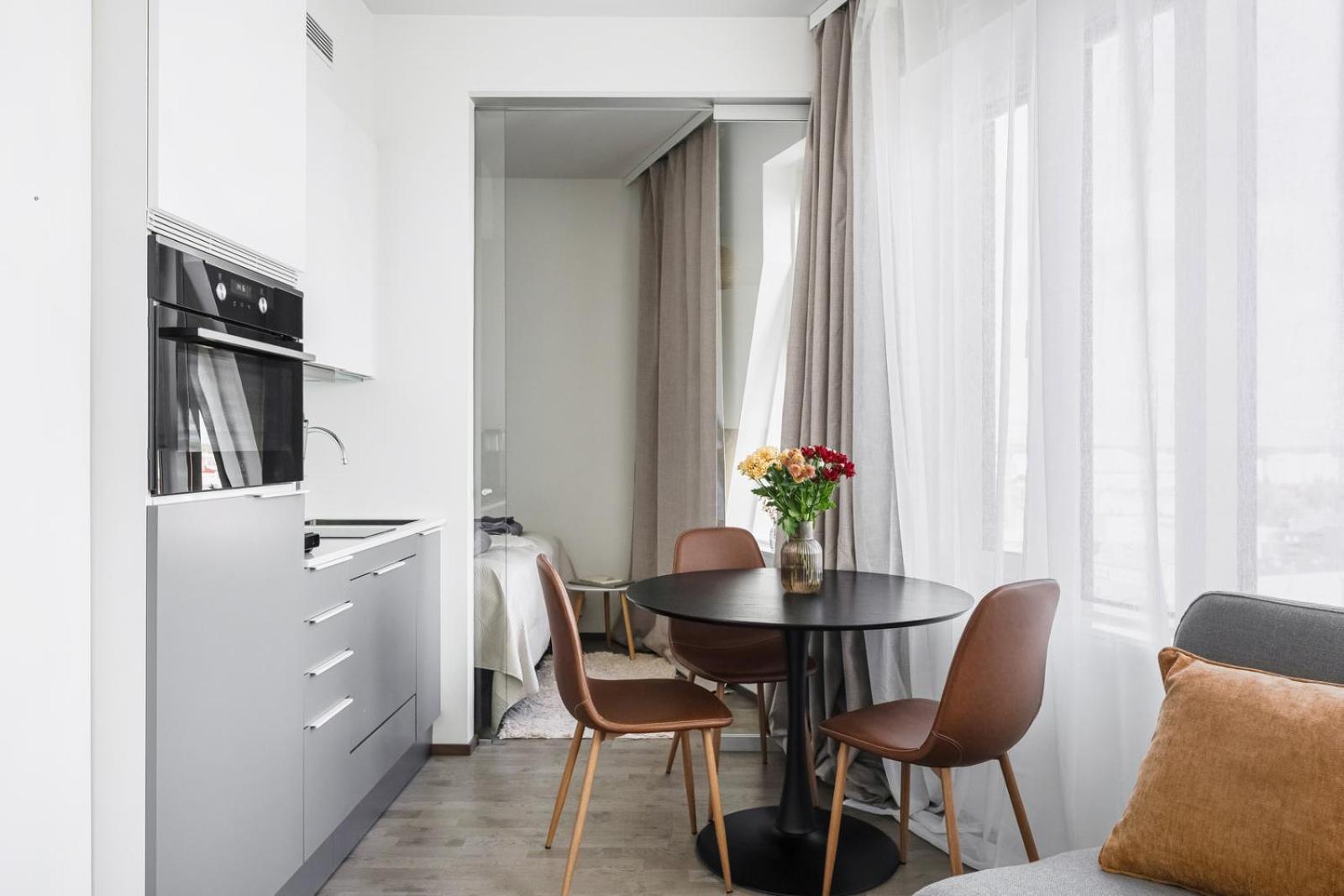 Come in! "Topaasi" Stunning studio for three in 13th floor above the Tampere! view 2