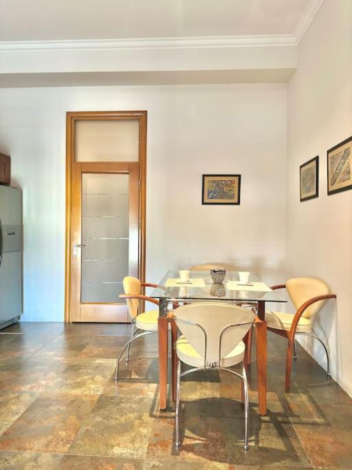 Central luxuries spacious appartment
