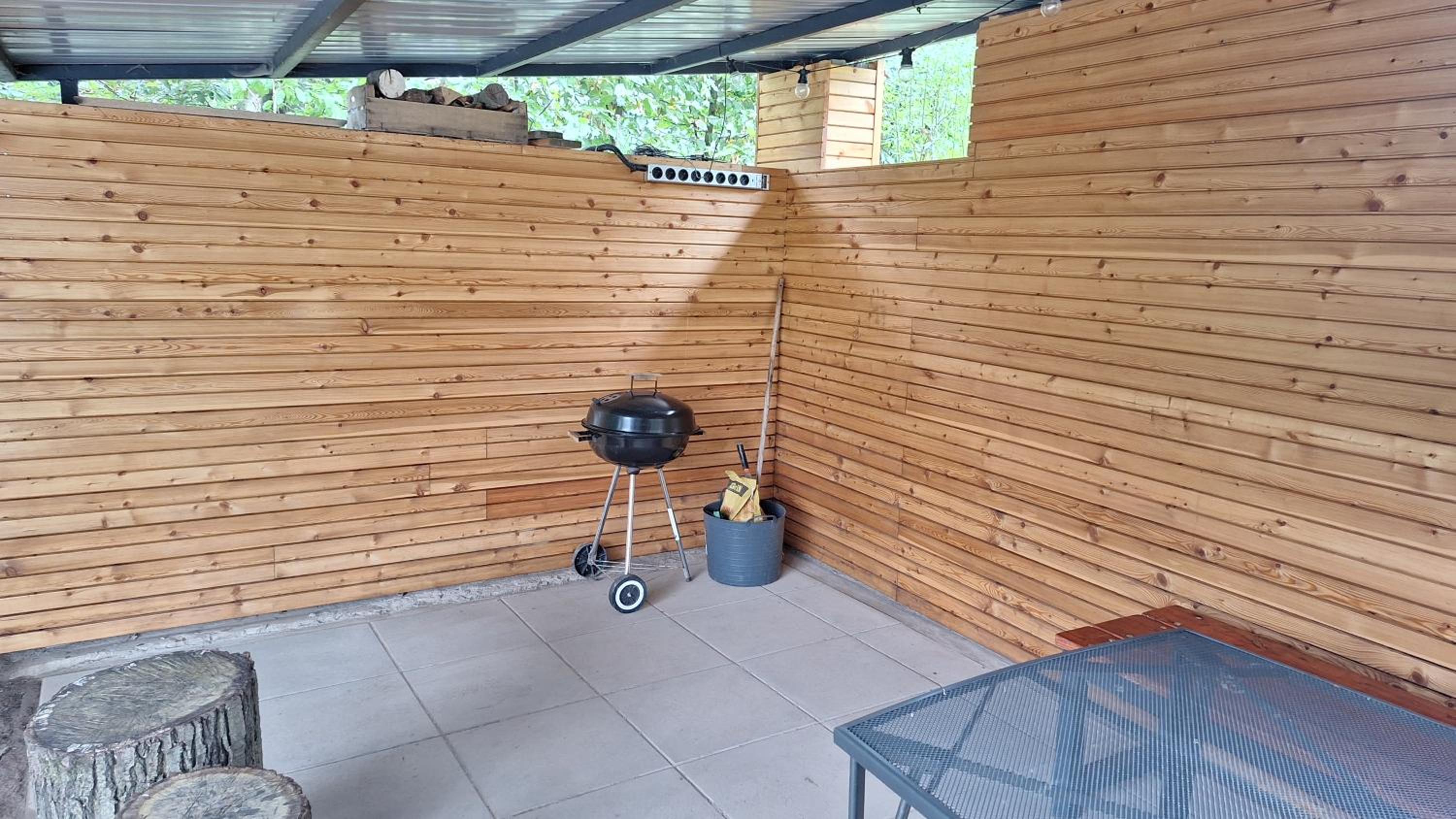 bungalov na břehu Labe s vlastním molem