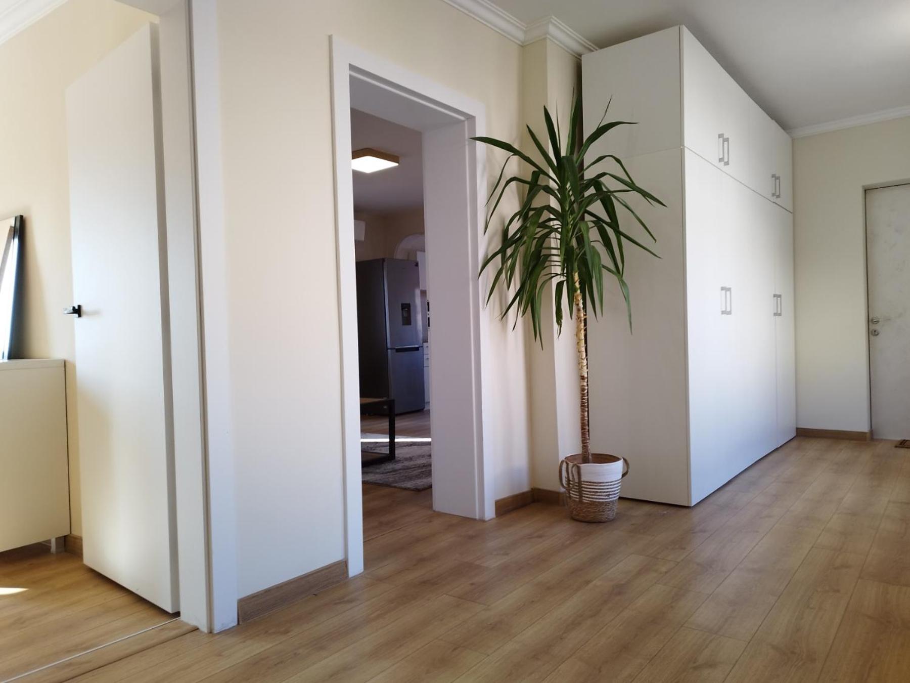 2-Bedroom Flat - Sunny Balcony