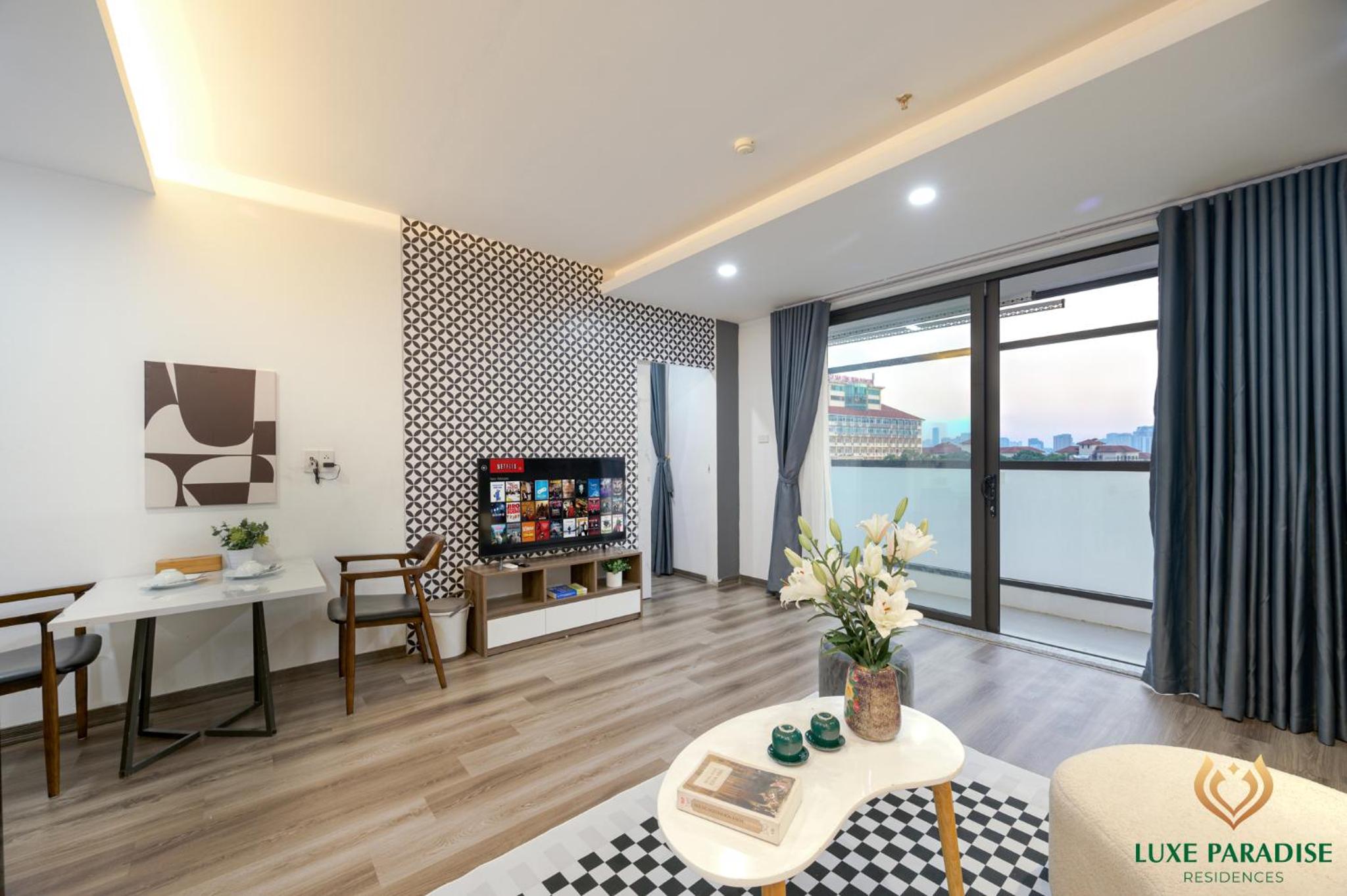 Luxe Paradise Residence 76 To Ngoc Van