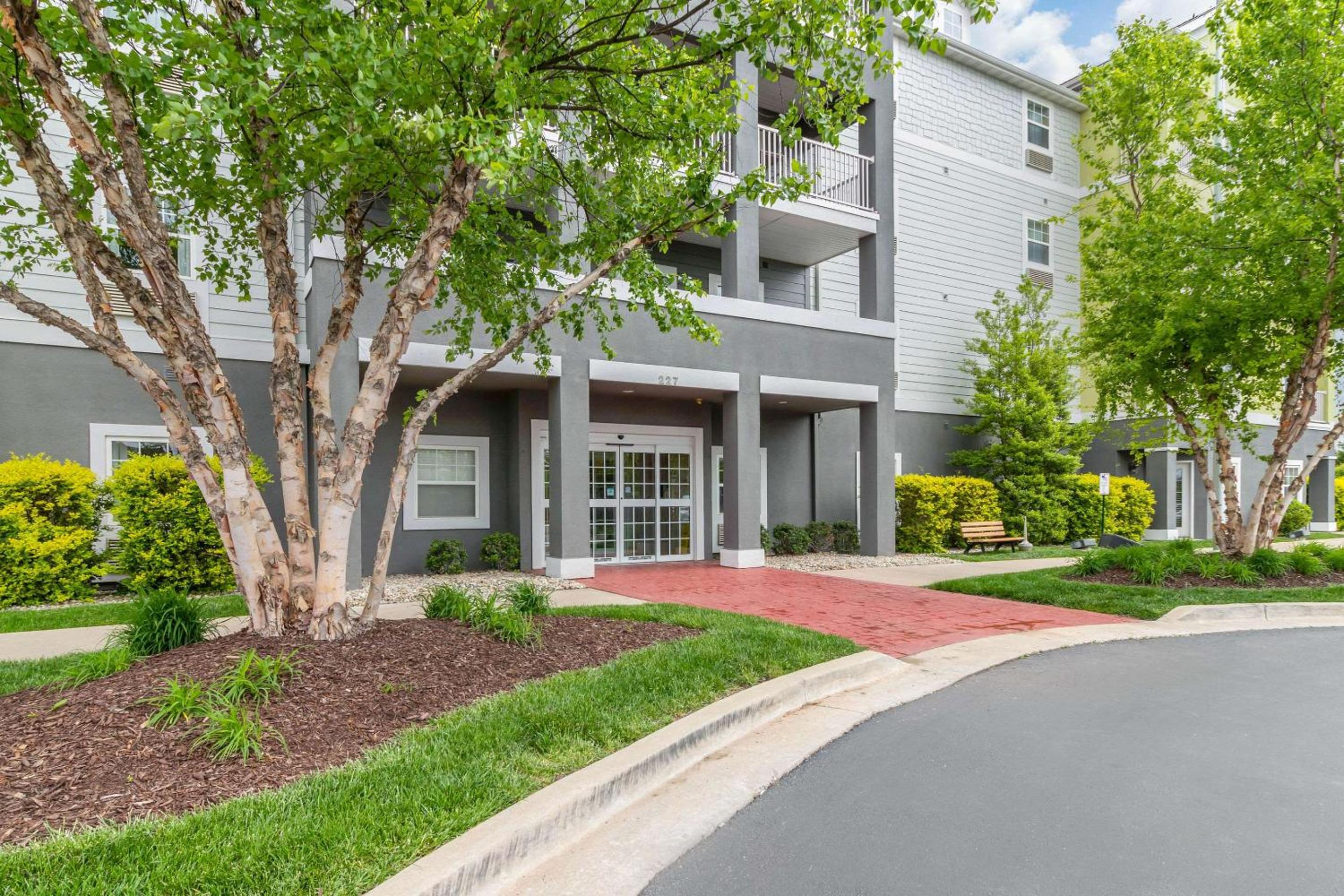 MainStay Suites St Robert - Fort Leonard Wood view 2