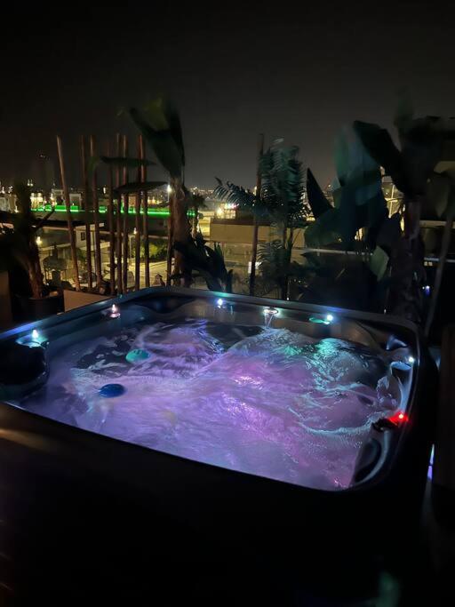 3 Br Penthouse Jacuzzi Seaview
